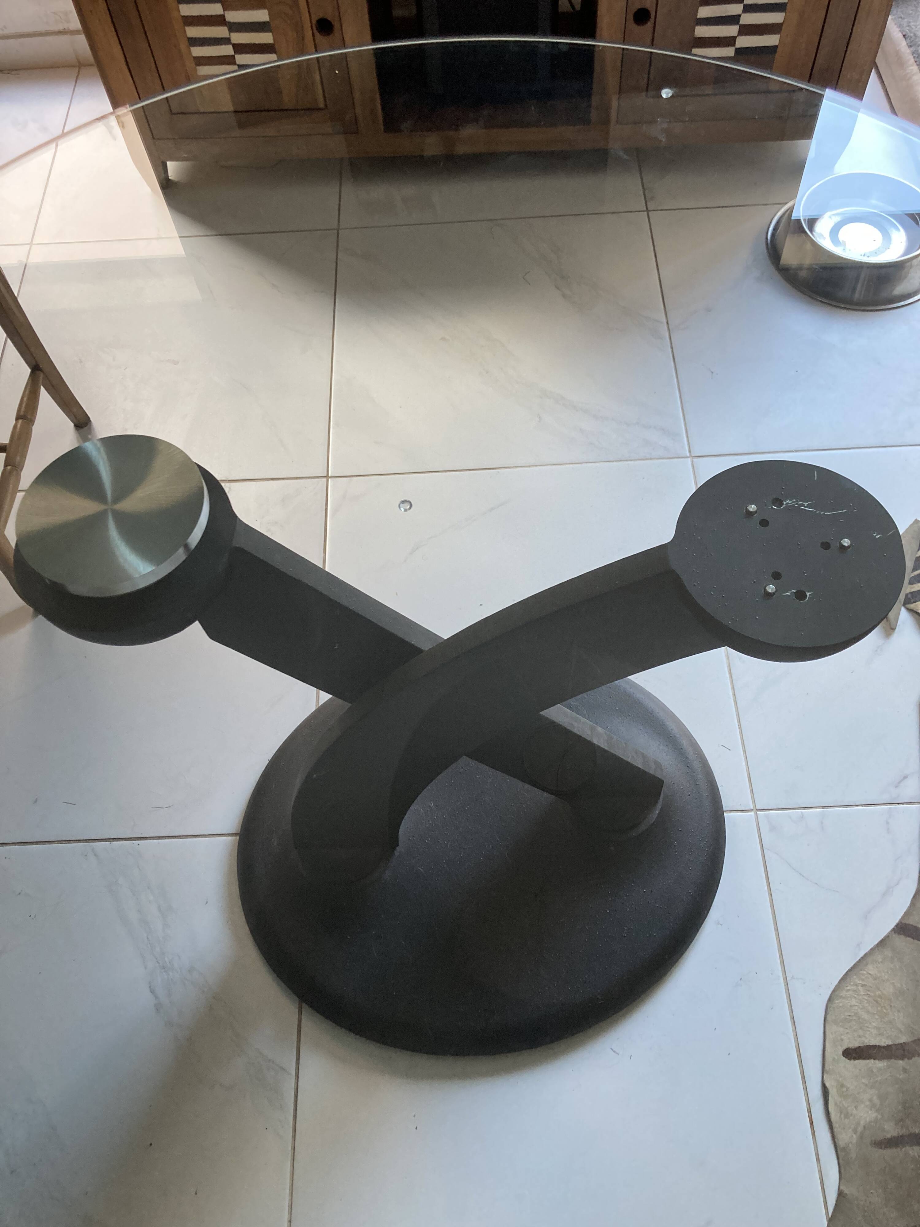 Roche bobois extendable glass dining table