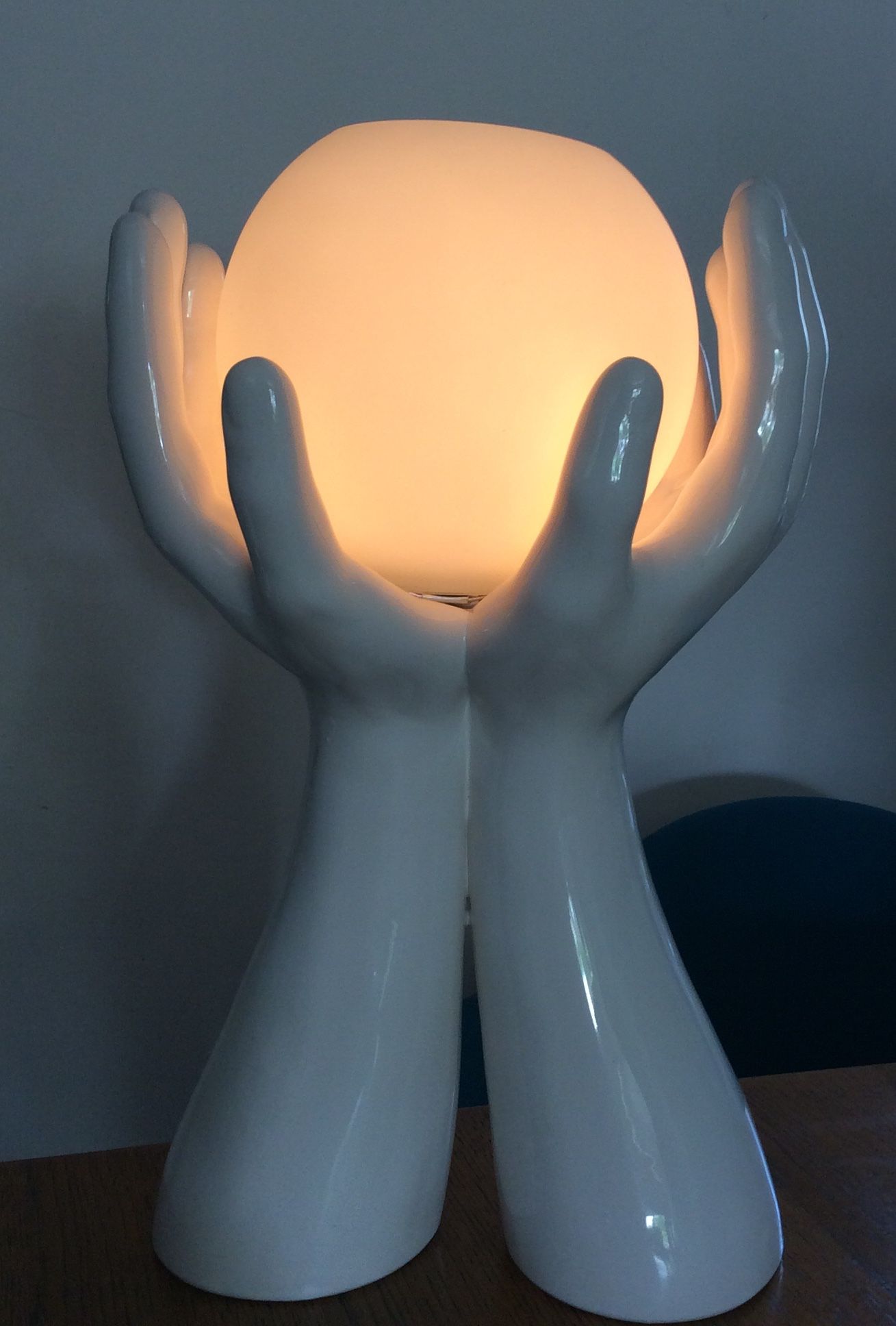 40cm ceramic hands lamp
