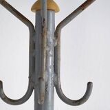 Ancien porte-manteau en fer (c.1920)