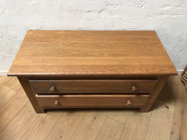 Low oak chest of drawers
