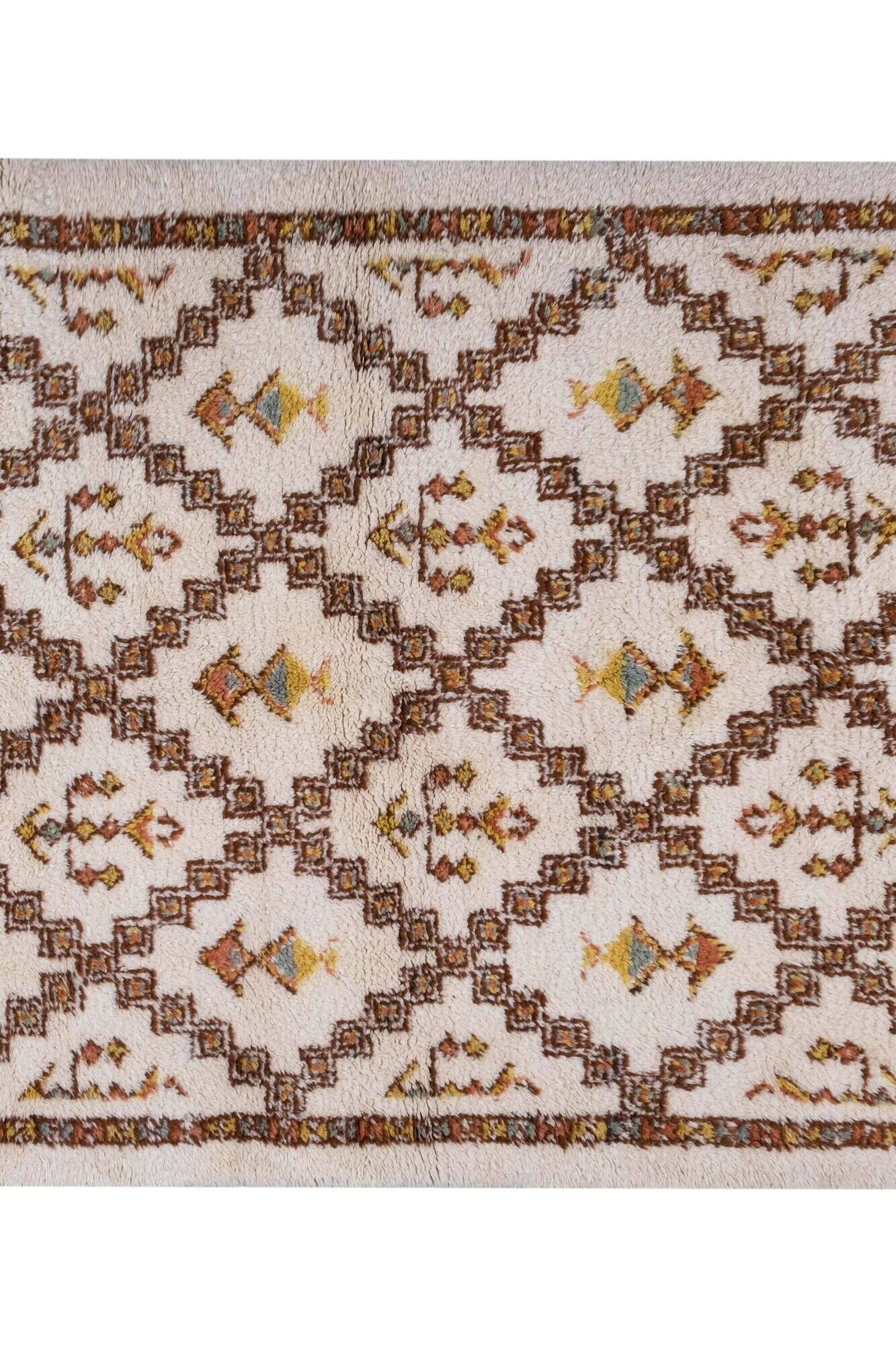 Vintage Turkish rug handmade 168x237 cm