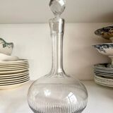 Carafe à liqueur en verre ciselé