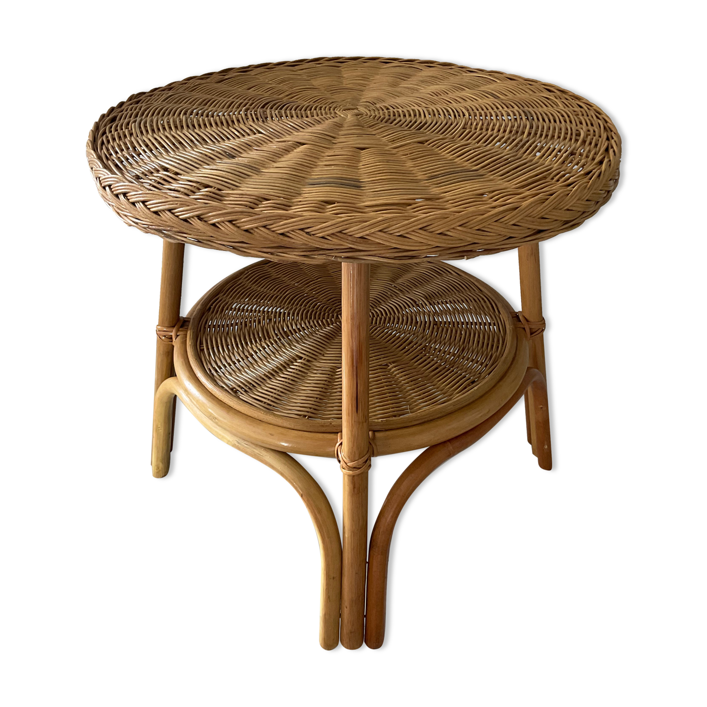 Vintage round coffee table in rattan and wicker