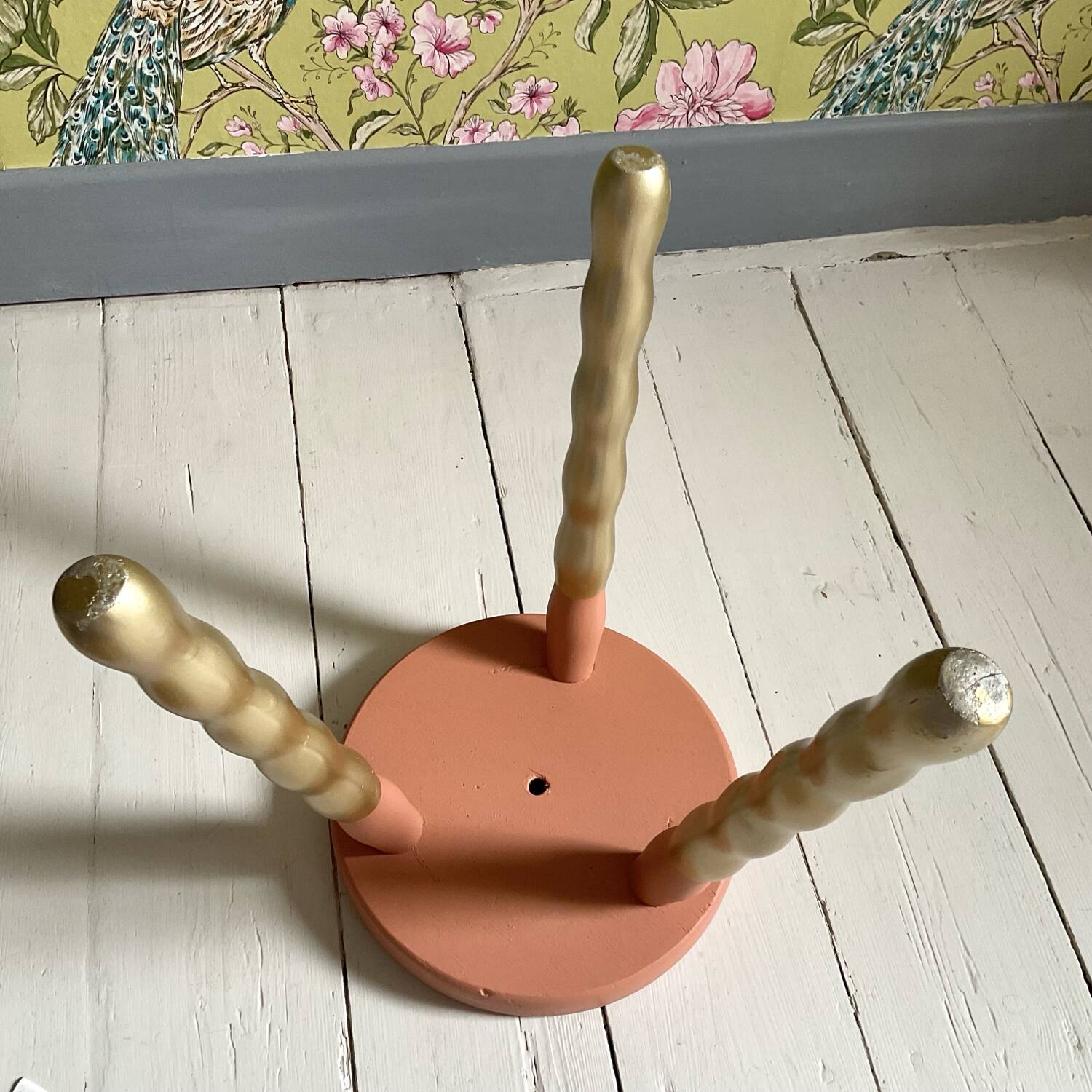 Terracotta tripod stool