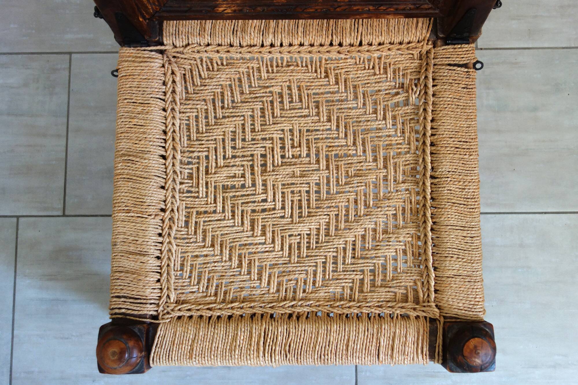 2 chaises traditionnelles Pida, Inde, années 50/60