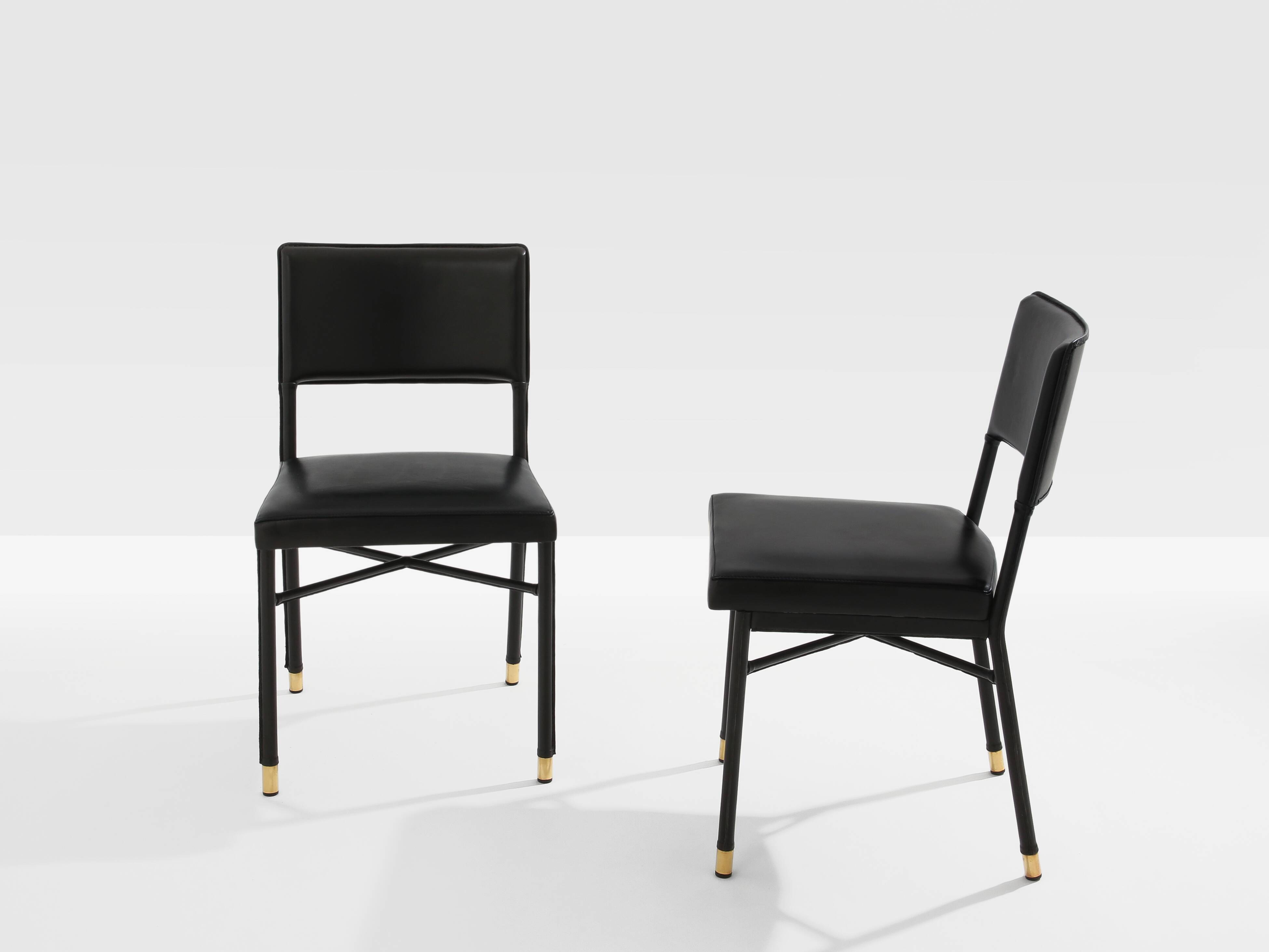 Jacques Quinet paire de chaises cuir noir laiton 1950