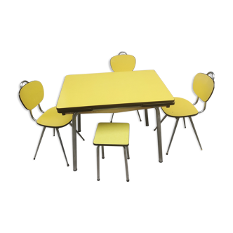 Ensemble table et chaises en formica