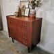 Commode vintage pieds fuseaux