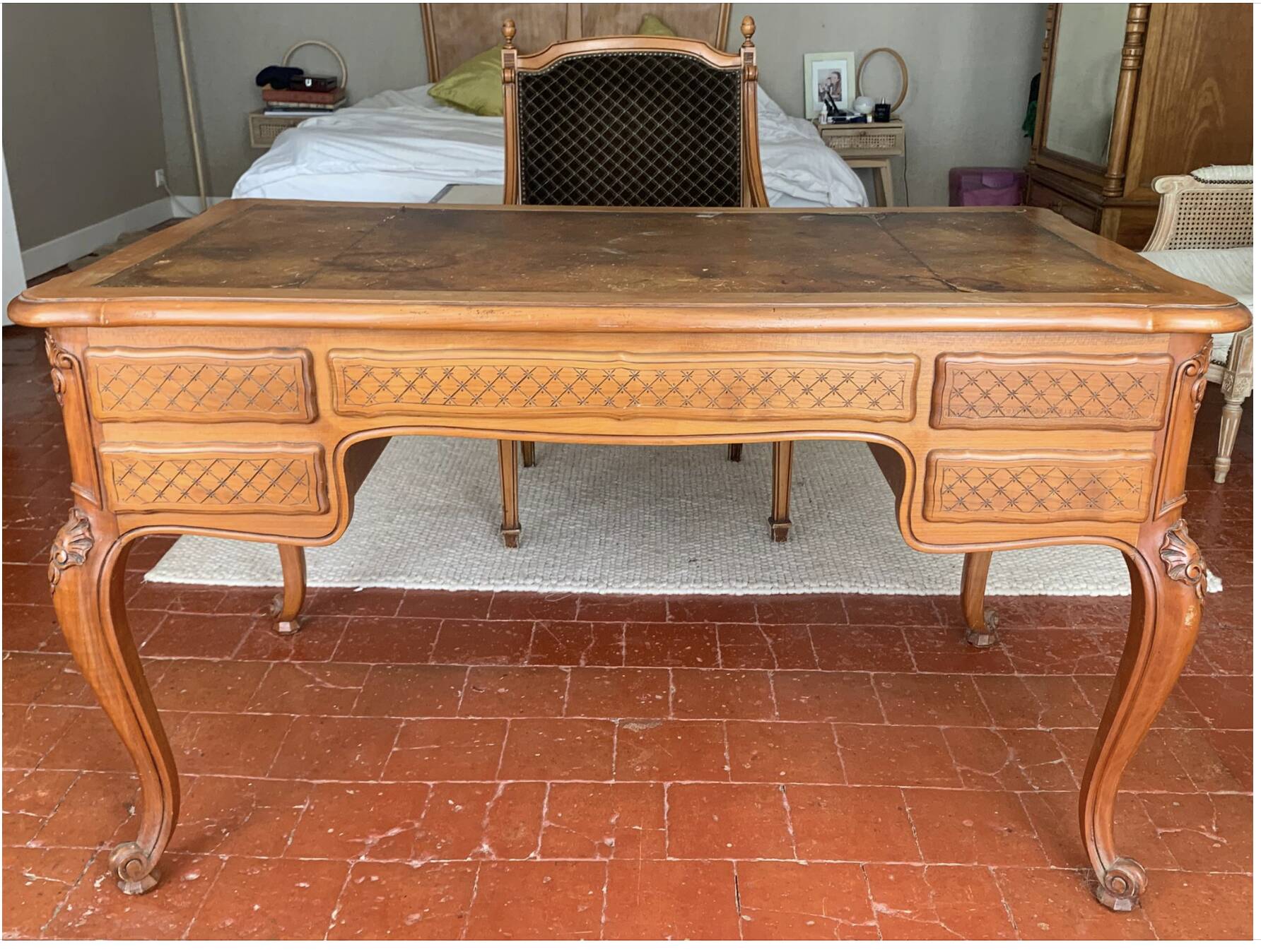 Bureau et son fauteuil