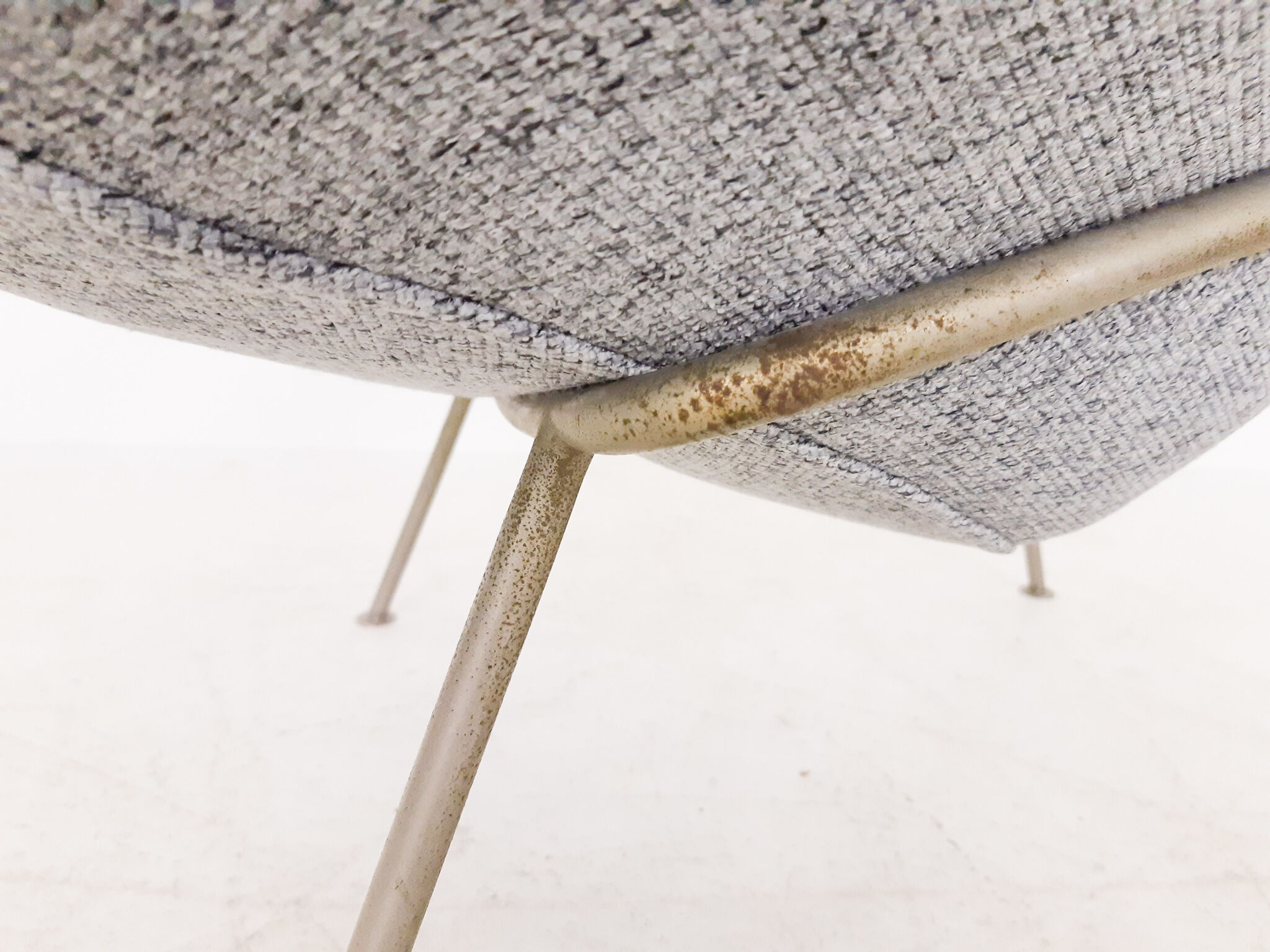 Pierre Paulin for Artifort F157 "Oyster" lounge chair, the Netherlands, 1959