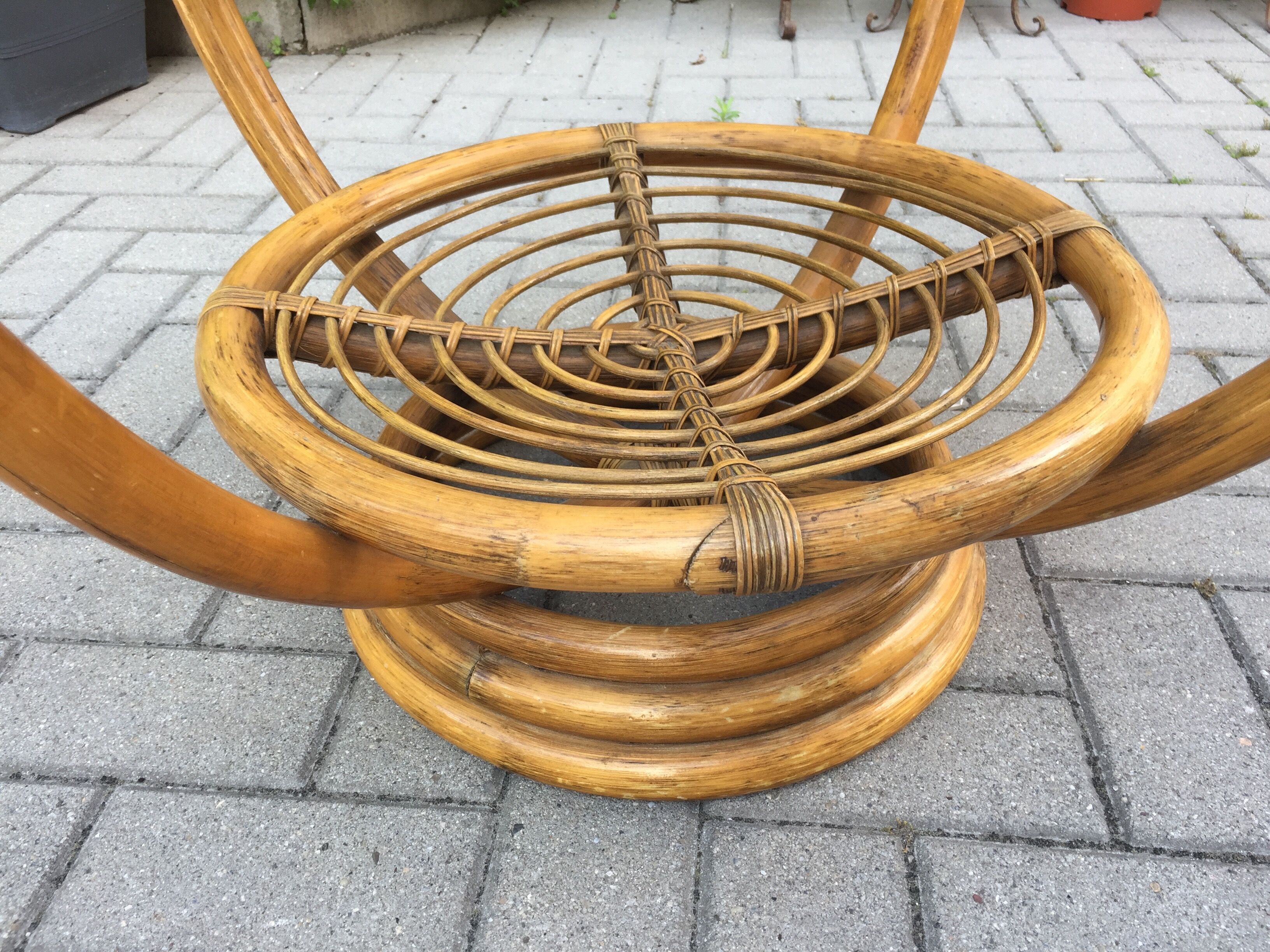 Vintage rattan coffee table 1970