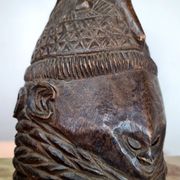 Hemba Helmet, Suku