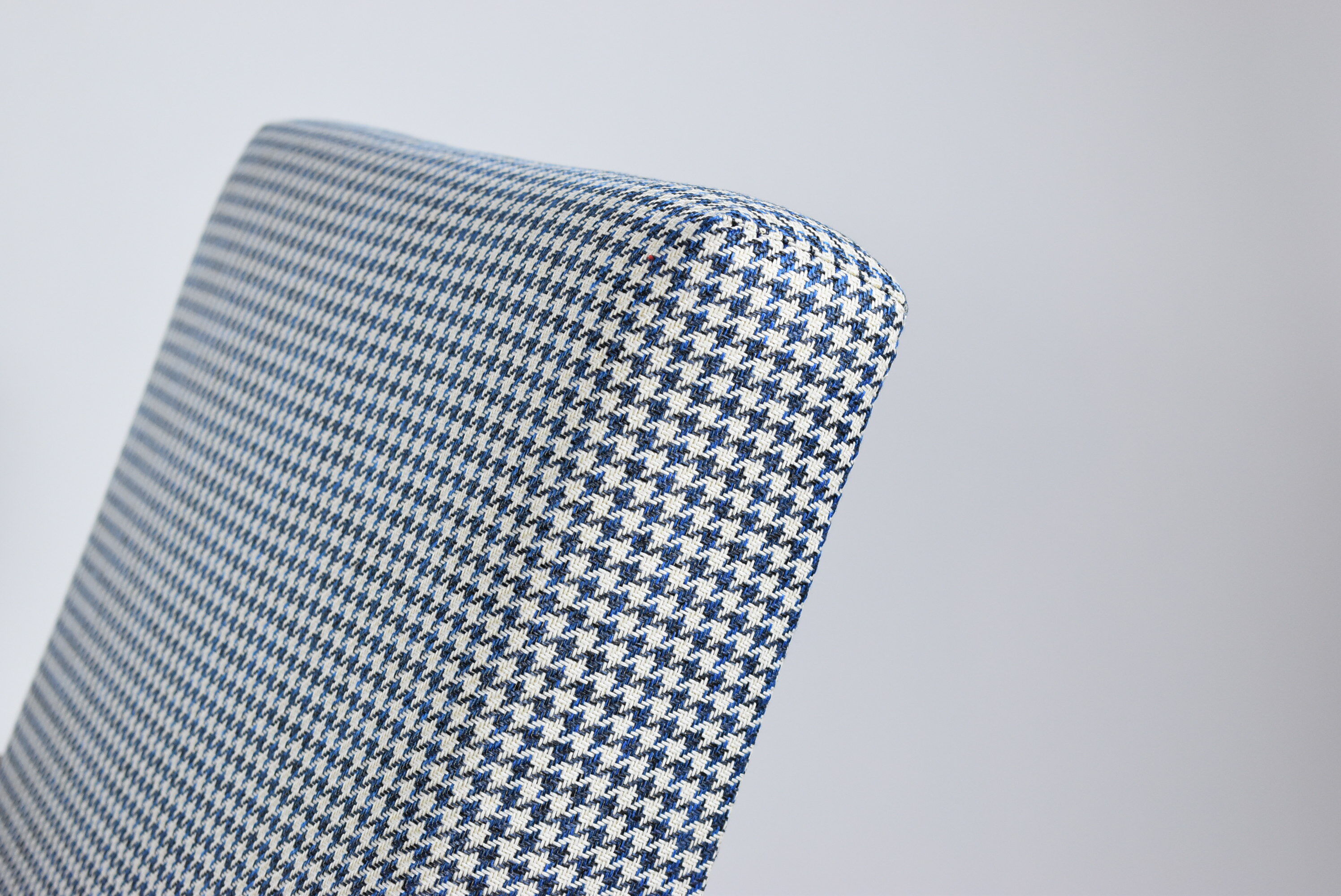 Vintage original armchair 60s, VAR edition, fully restored, poule fabric, stylish