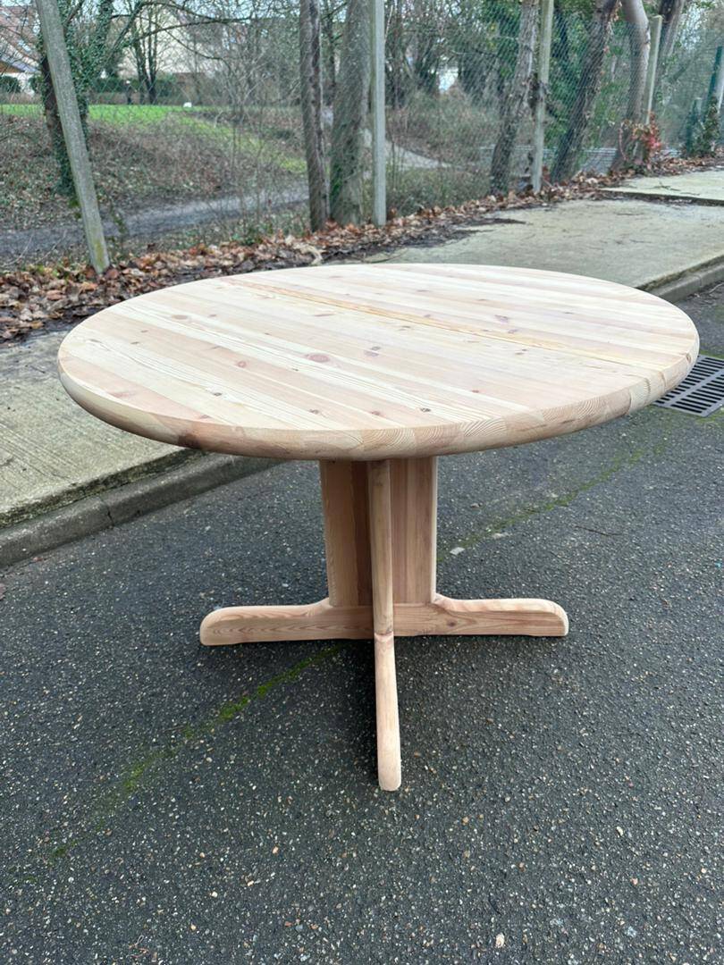 Extendable round dining table Rainer Daumiller for Hirtshals Sawaerk 185