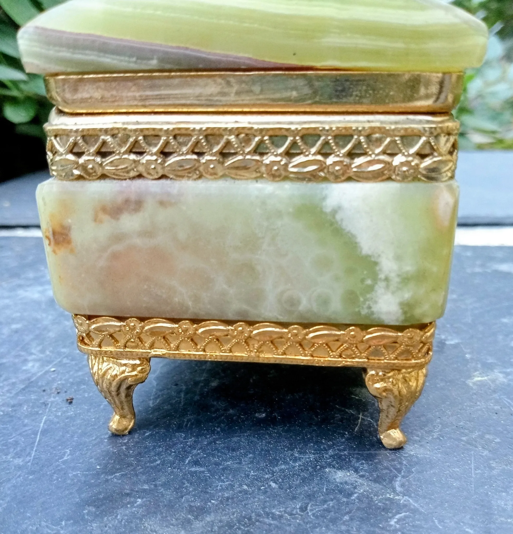 Ashtray, onyx jewellery box from the 1960s, vintage Italy.