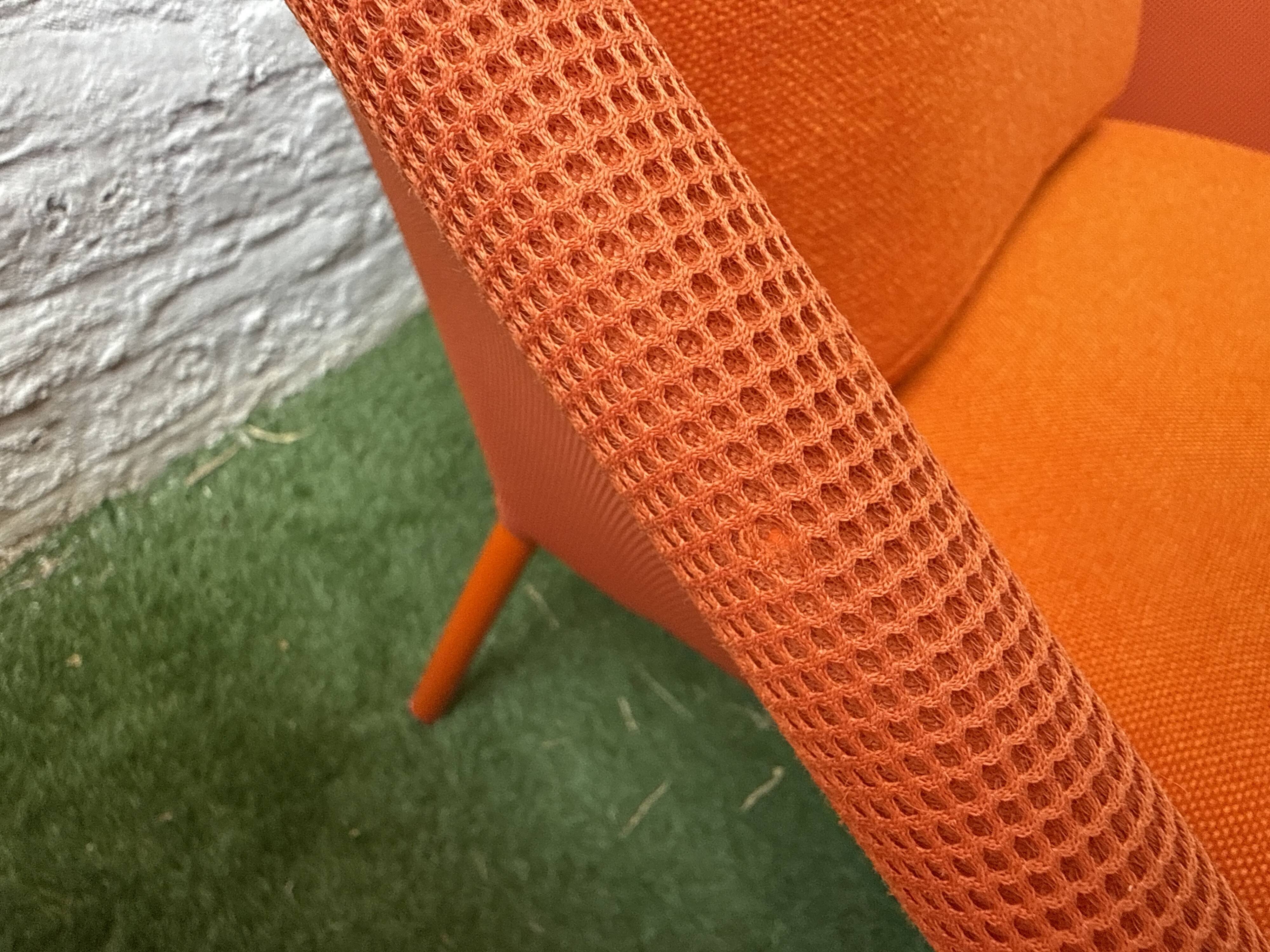 Pair of Offecct Netframe armchairs - Scandinavian Design