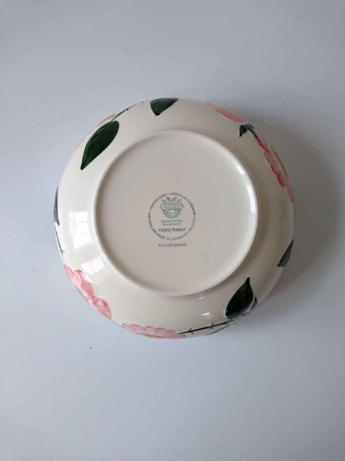 Spring salad bowl pink model