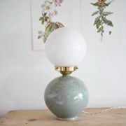 Lampe céramique mouchetée & opaline
