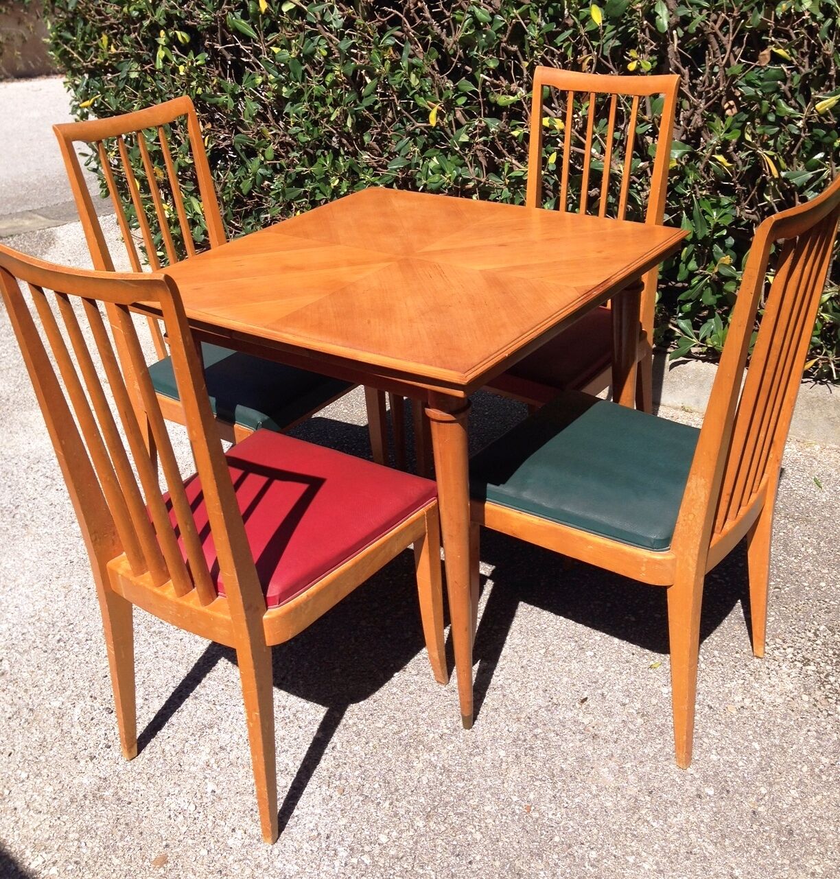 Table carrée vintage 1950