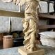"Victoire de Samothrace", statuette en plâtre beige