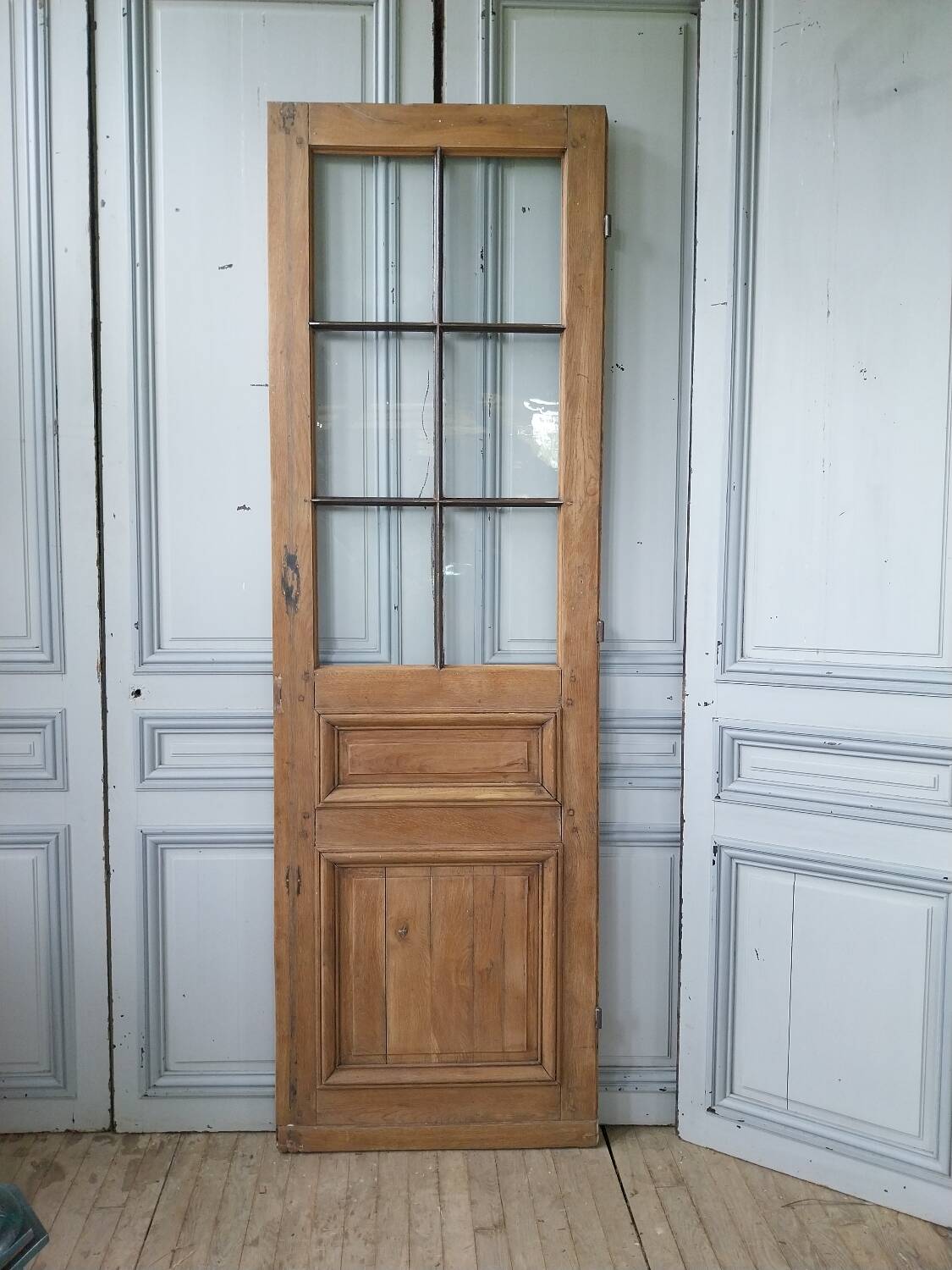 Oak door with 6 panes of glass