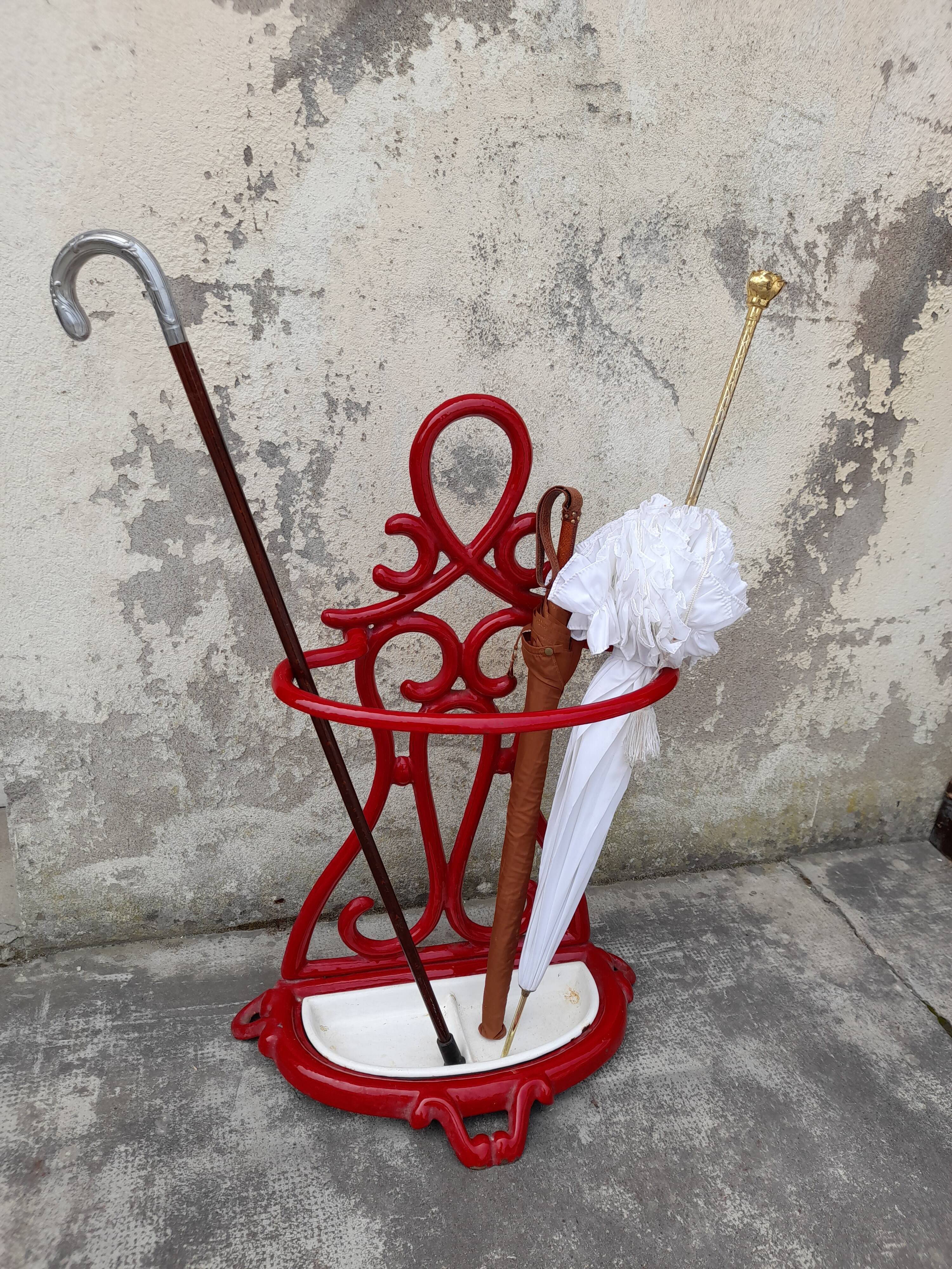Enamelled cast iron cane umbrella holder