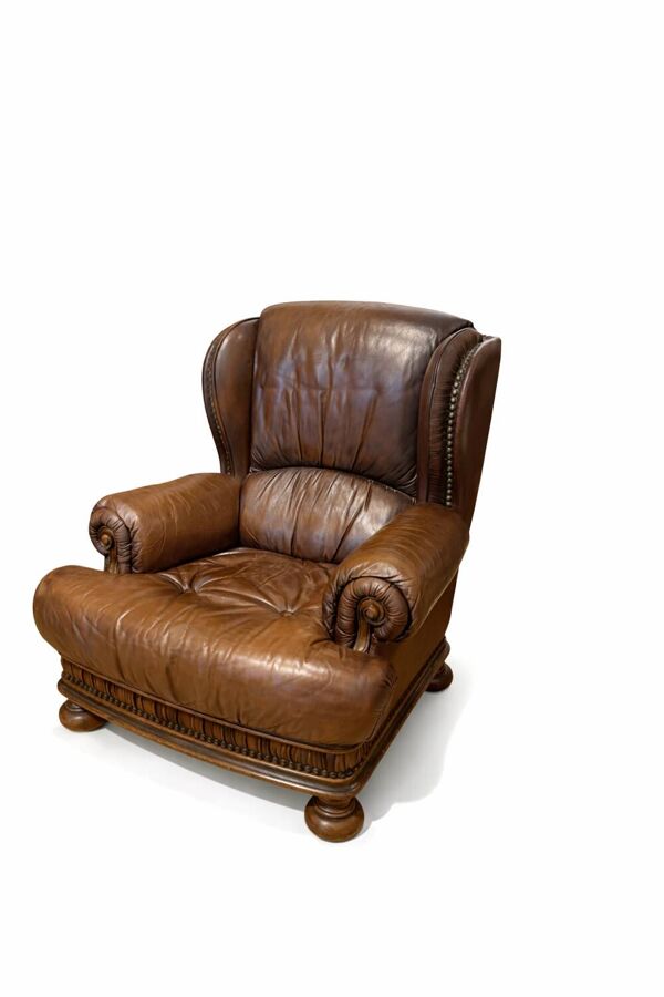 Vintage English leather wingback chair – 1980s