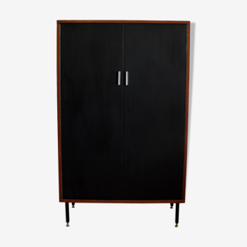 Armoire vintage