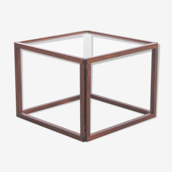 Small cubic Scandinavian coffee table in Rio rosewood and glass by Kai Kristiansen