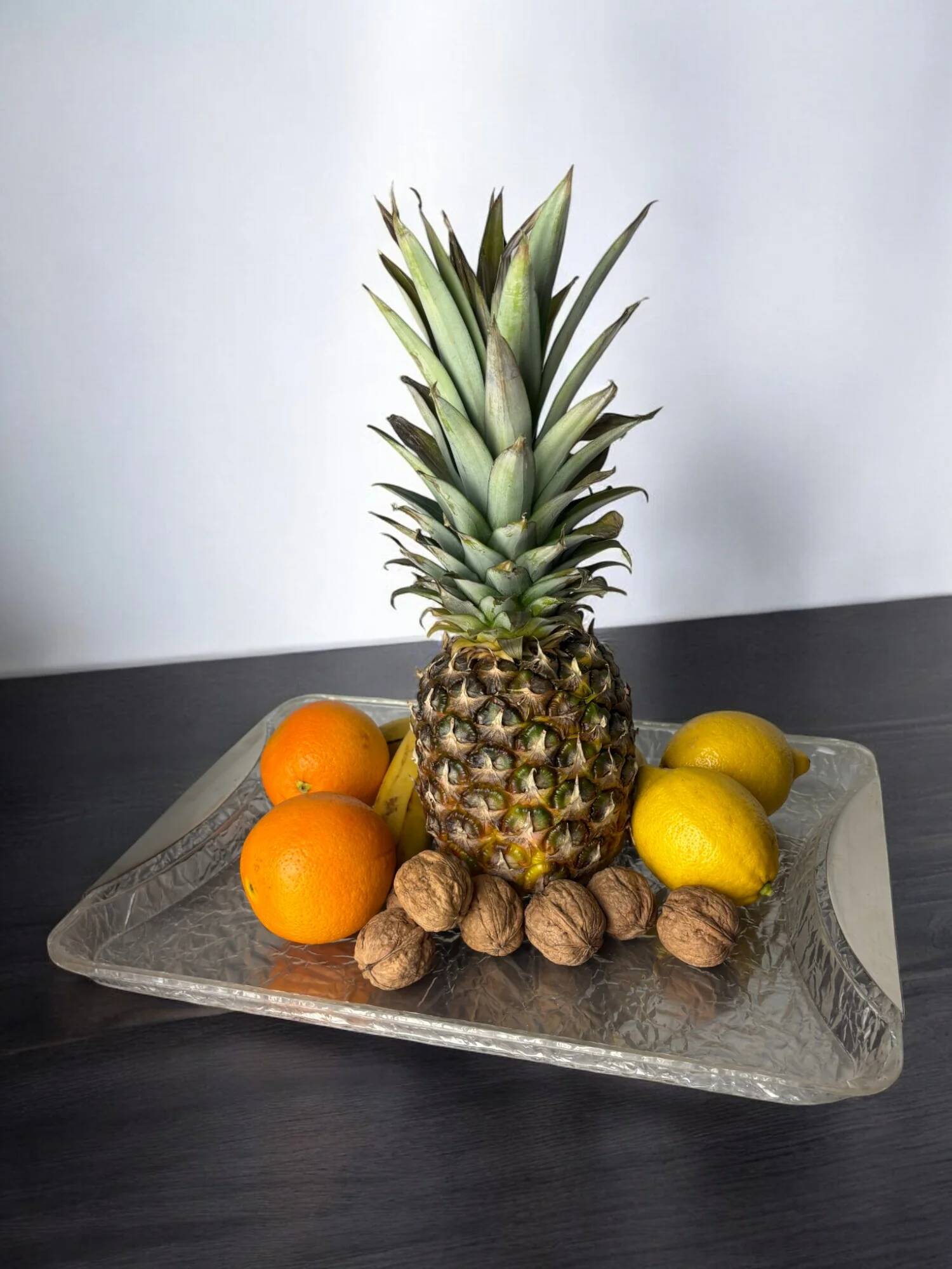 Willy Rizzo style ice effect lucite tray, Italy, circa 1970s