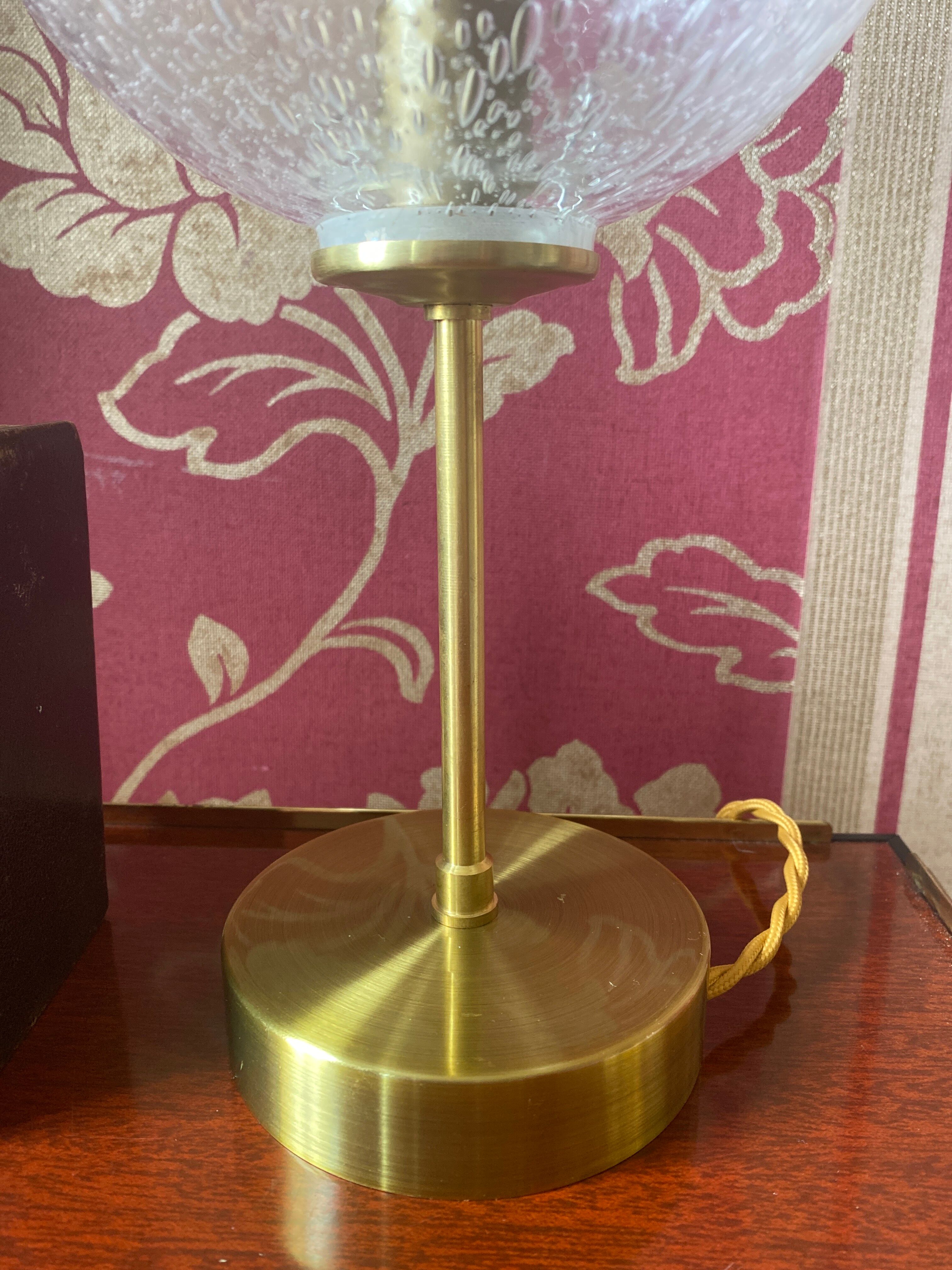 Lampe à poser globe vintage