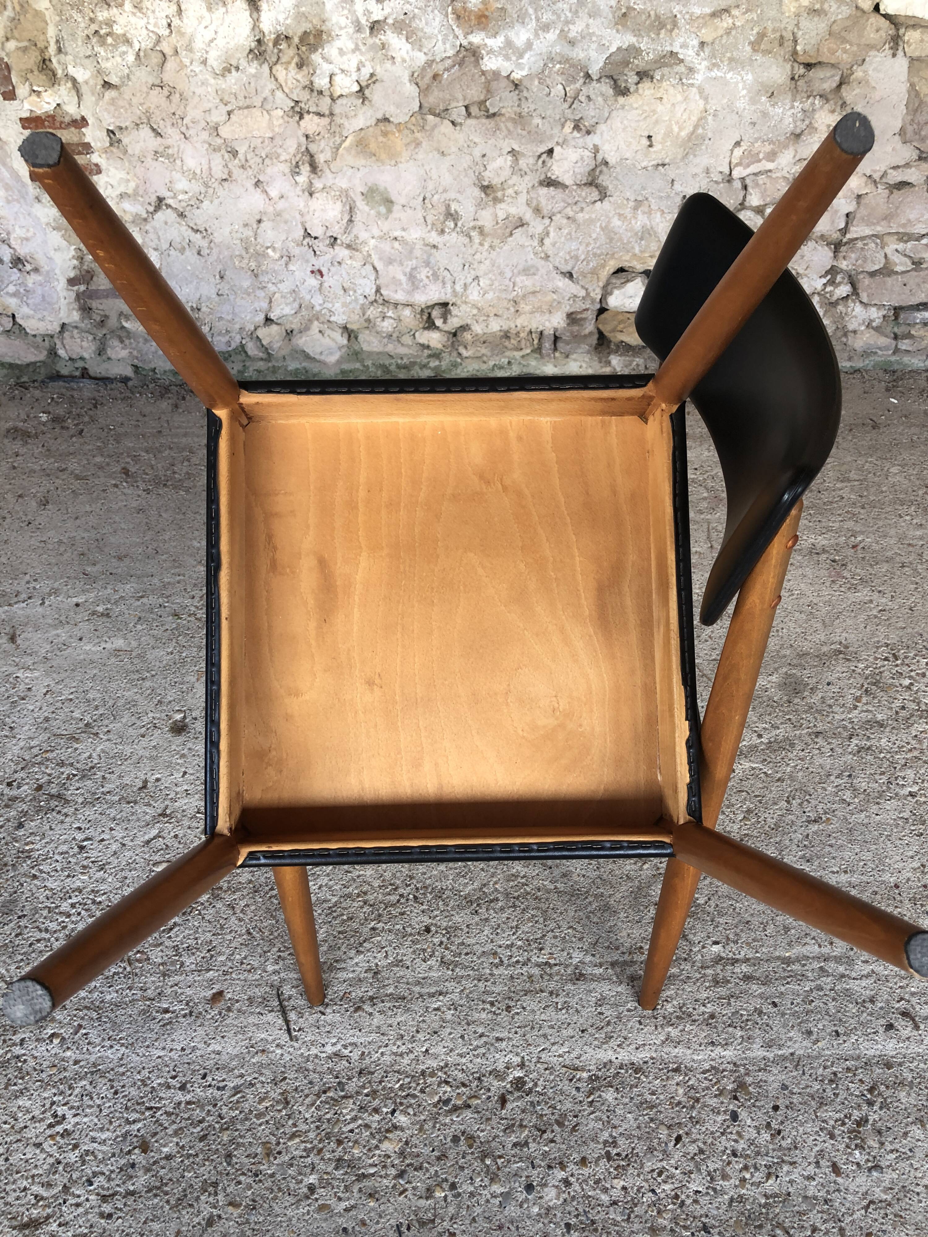 Set of 4 Scandinavian style dining chairs, circa 60