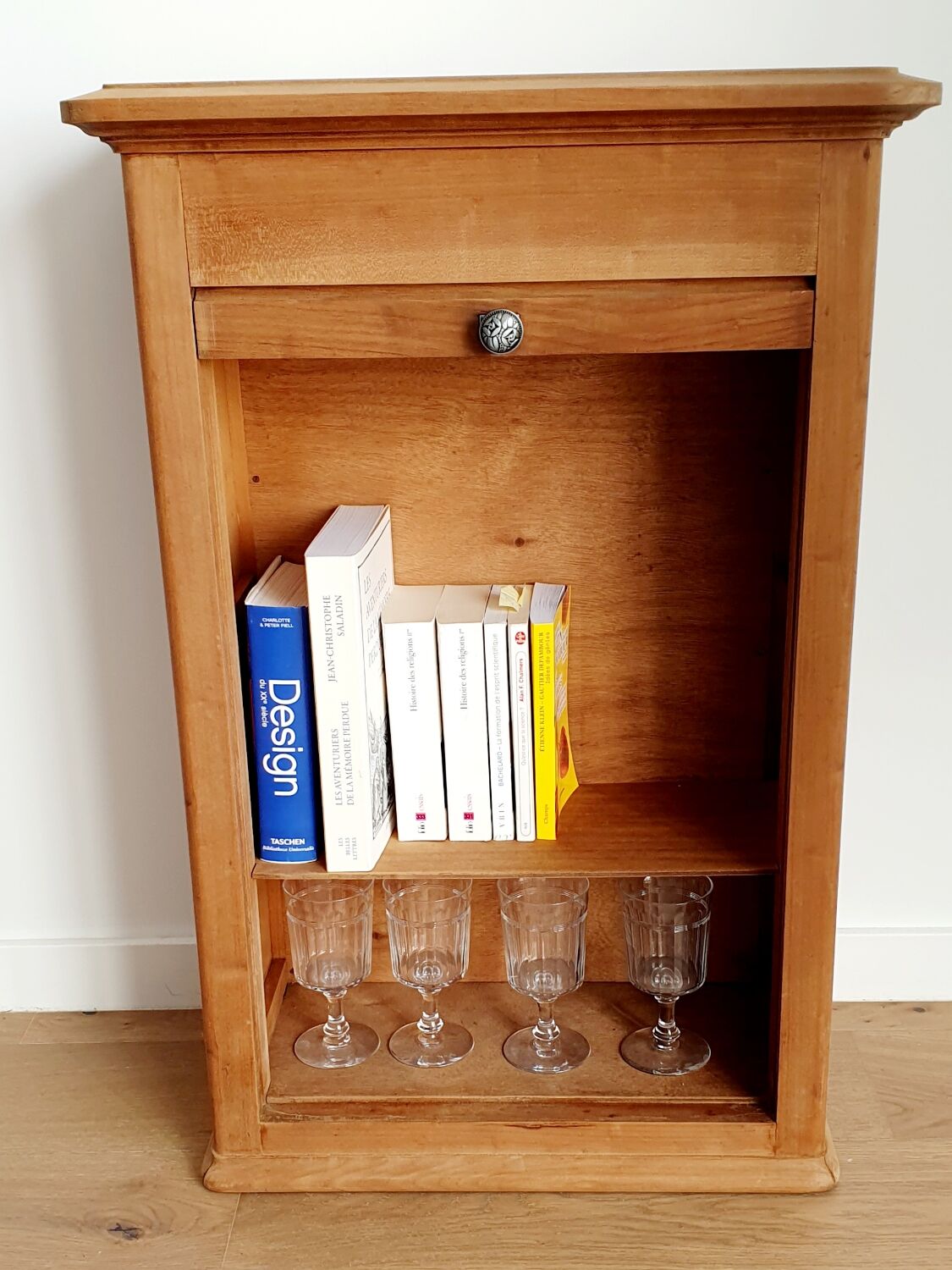 Wooden curtain cabinet