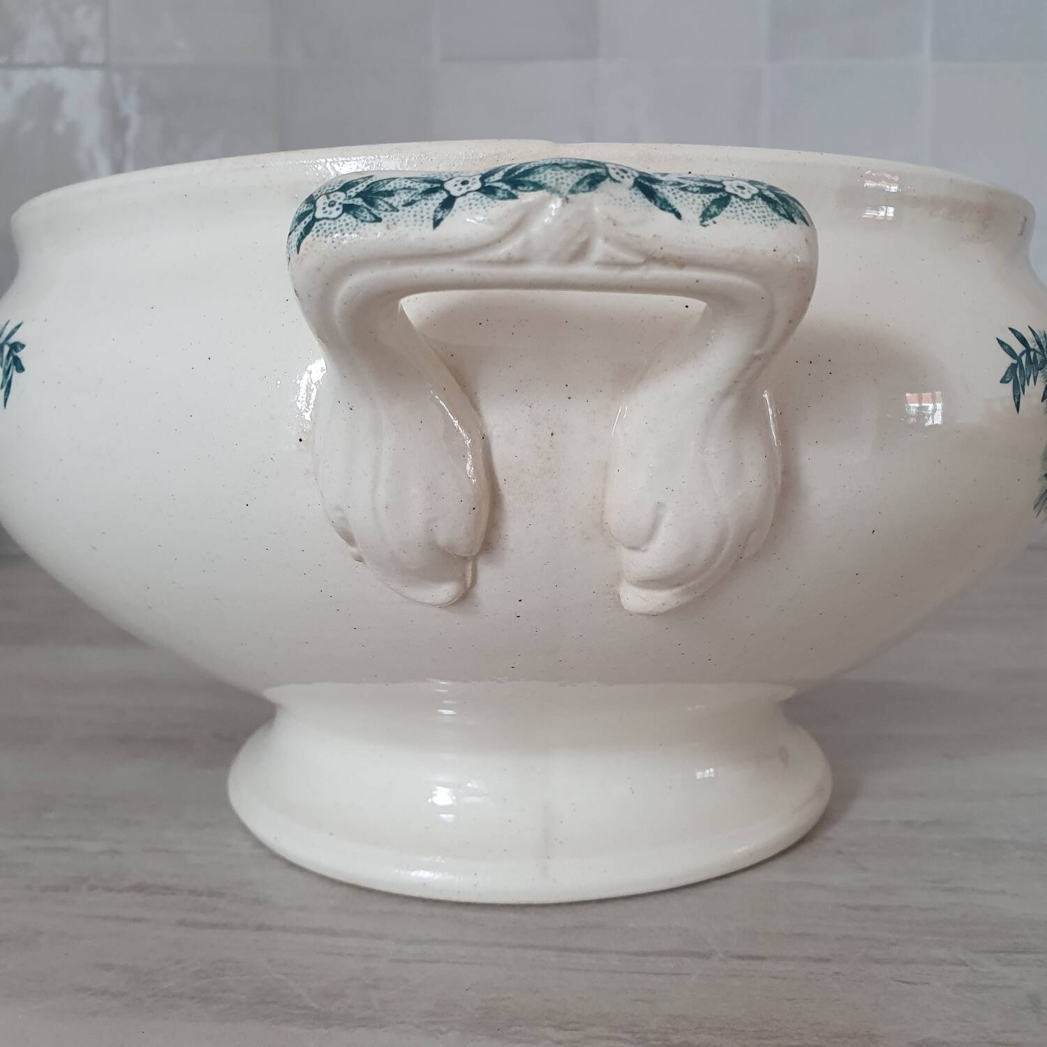 Longchamps Iron Earth Soup Tureen, Lutetia