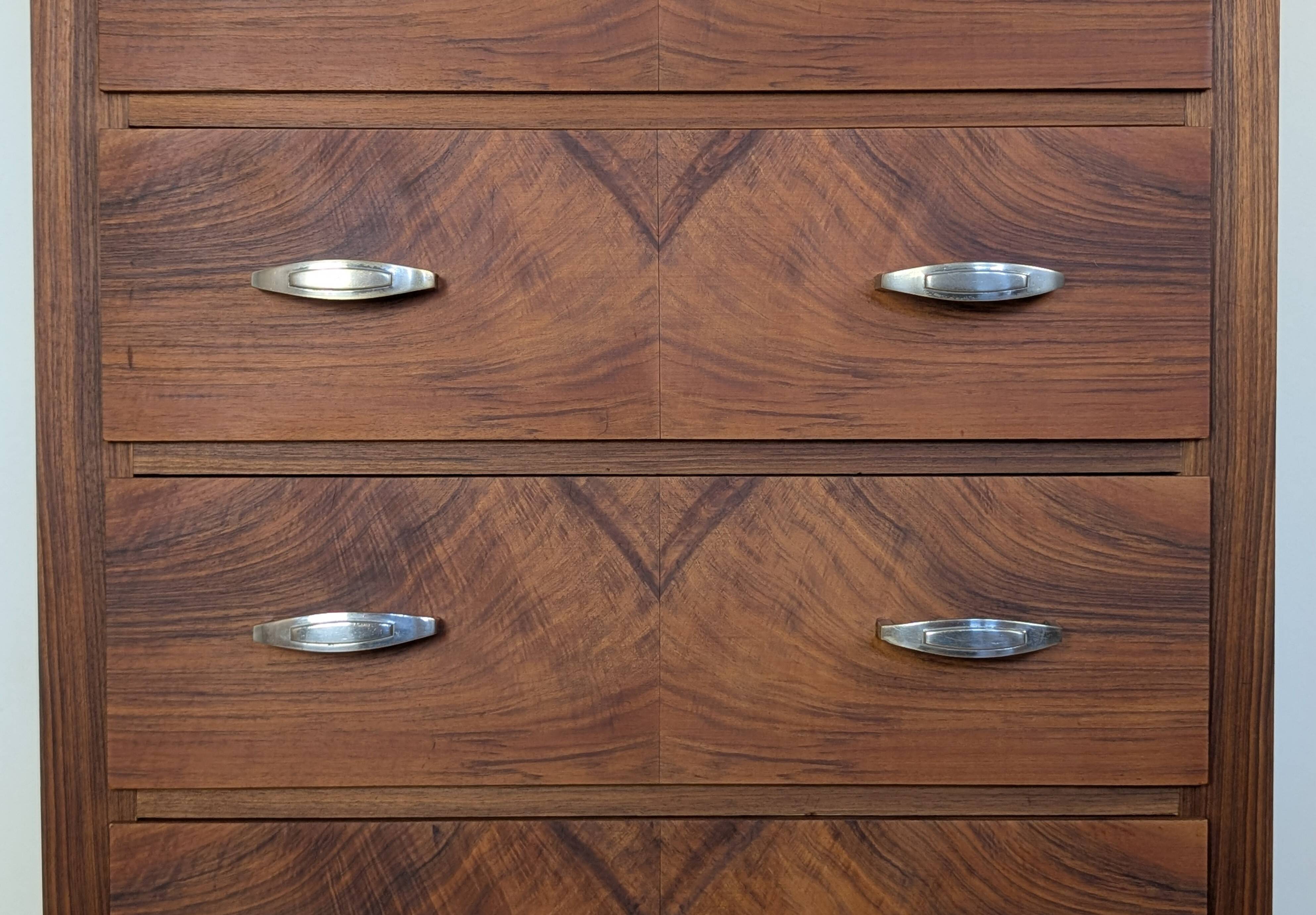 Commode, chiffonnier Art Déco