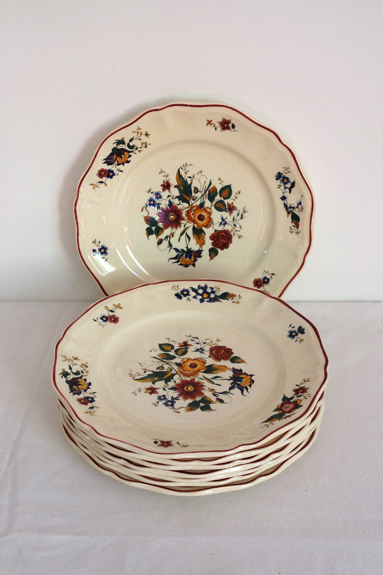 Set of 8 flat plates Sarreguemines Marly