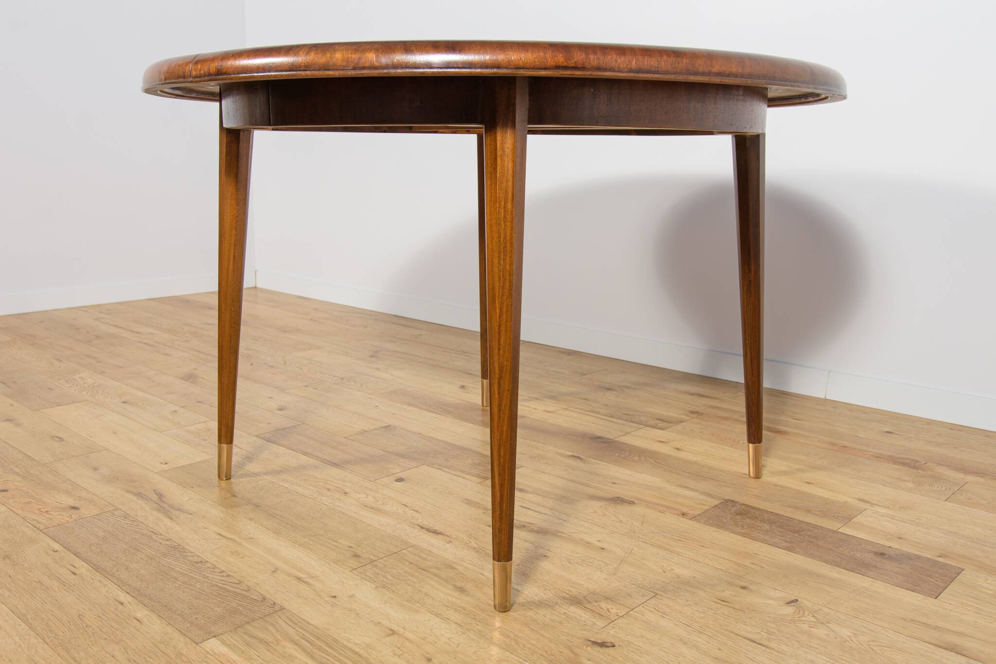 Art Deco Round Extendable Teak Dining Table, France, 1930s