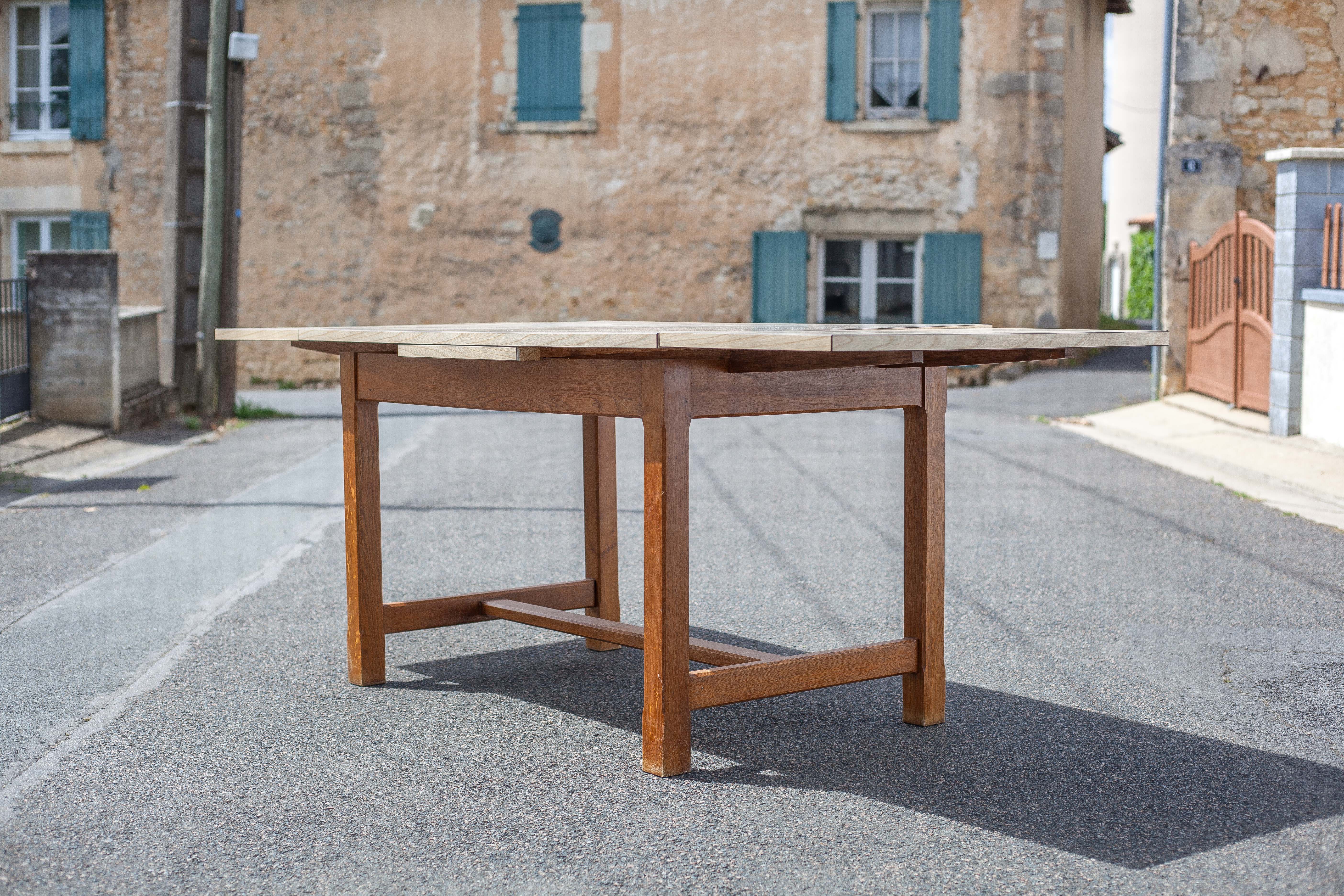 Wood and formica table with extensions