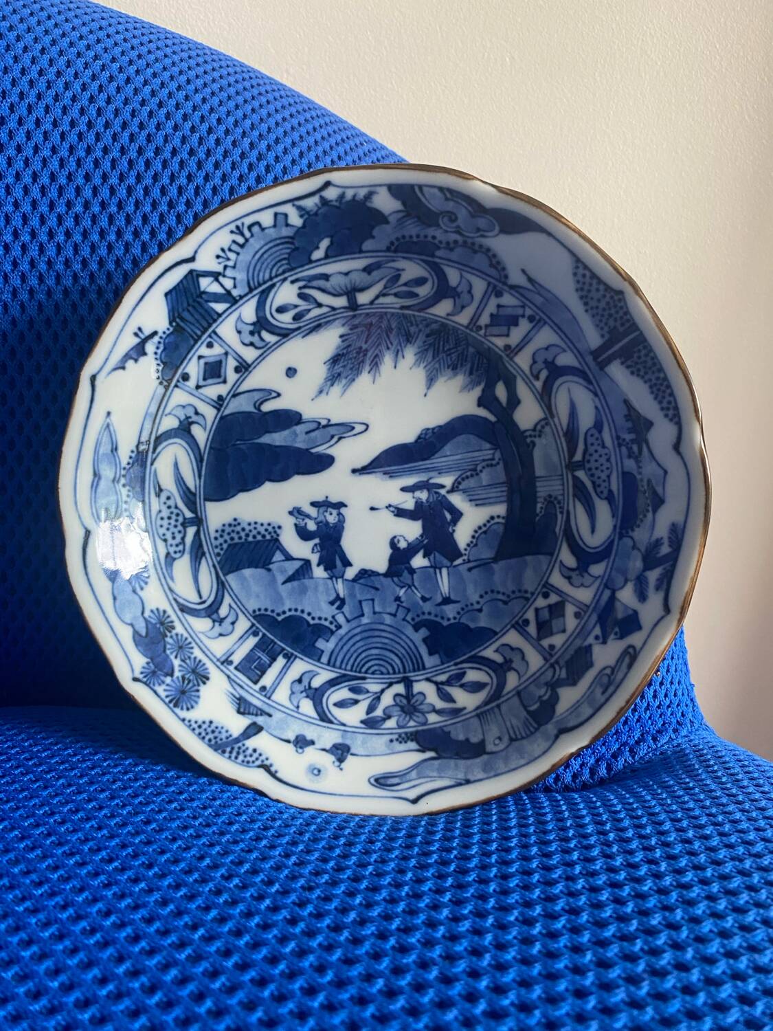 Assiette en porcelaine