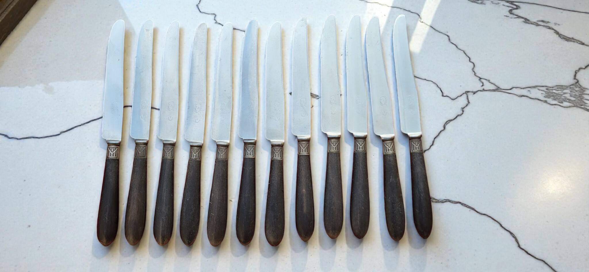12 Bourgade / Thiers table knives
