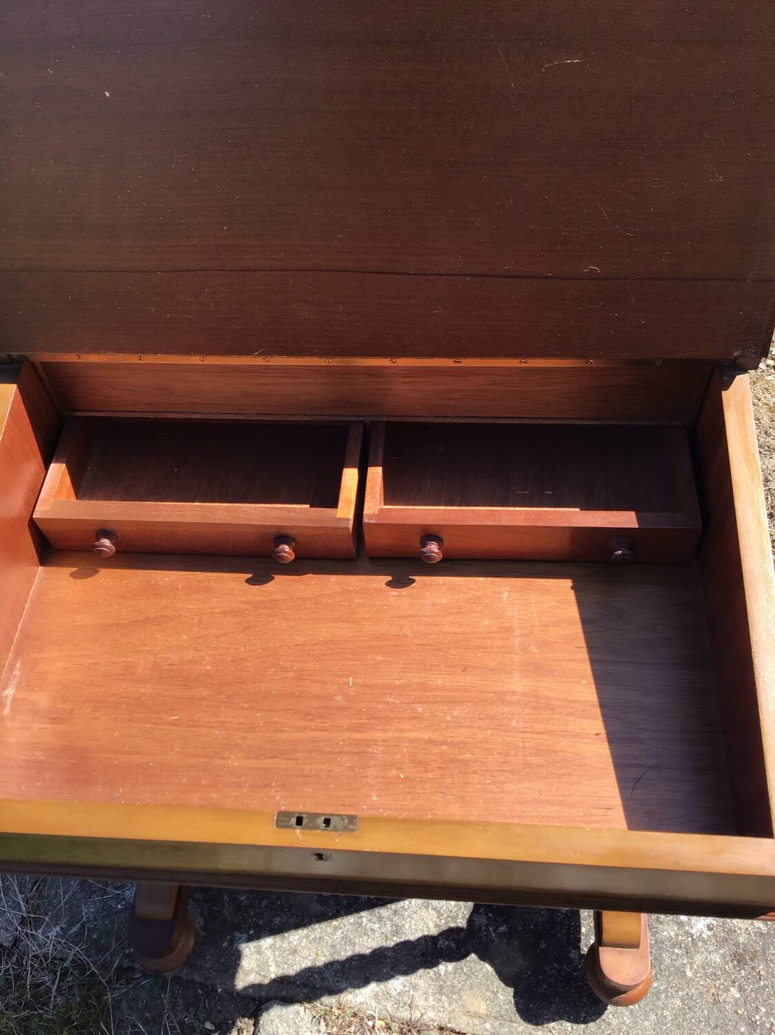 Davenport writing desk in fruitwood and burl veneer