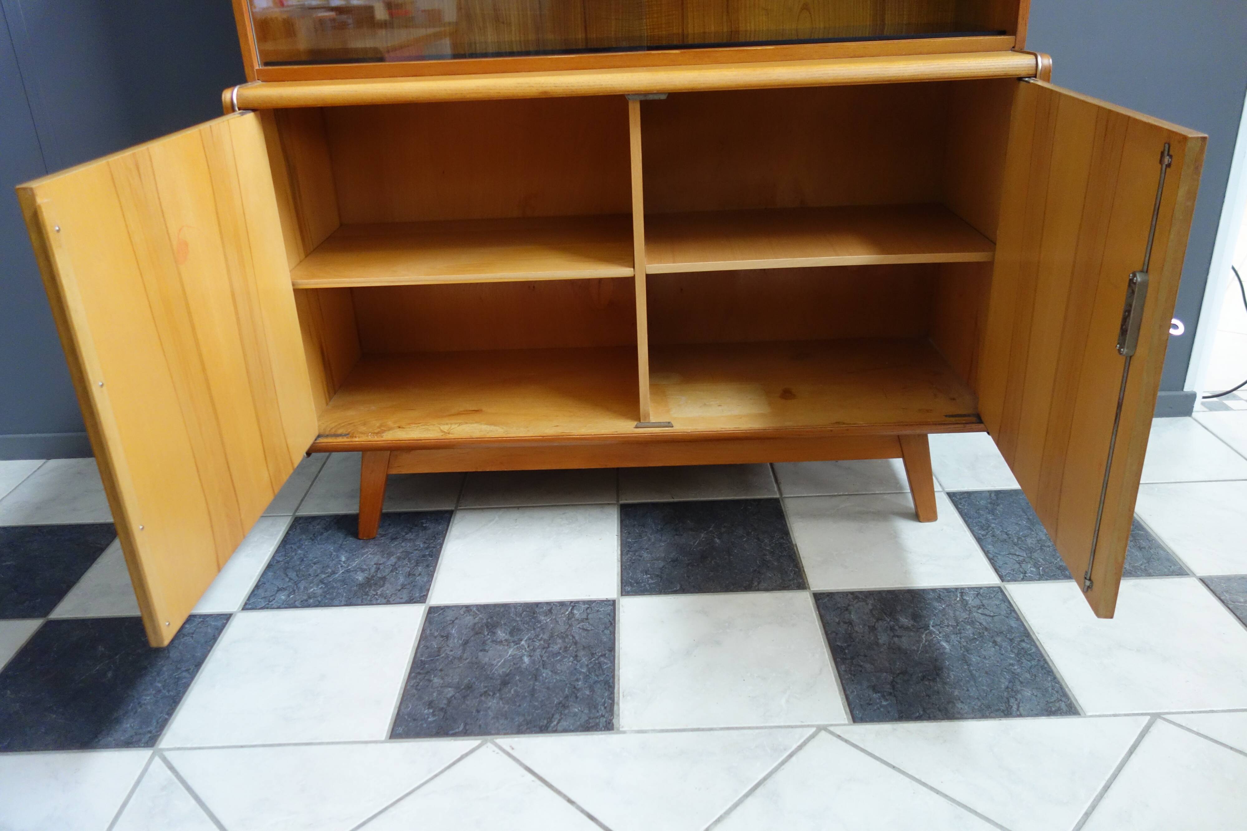 Jitona showcase cabinet by Bohumil Landsman 1960s