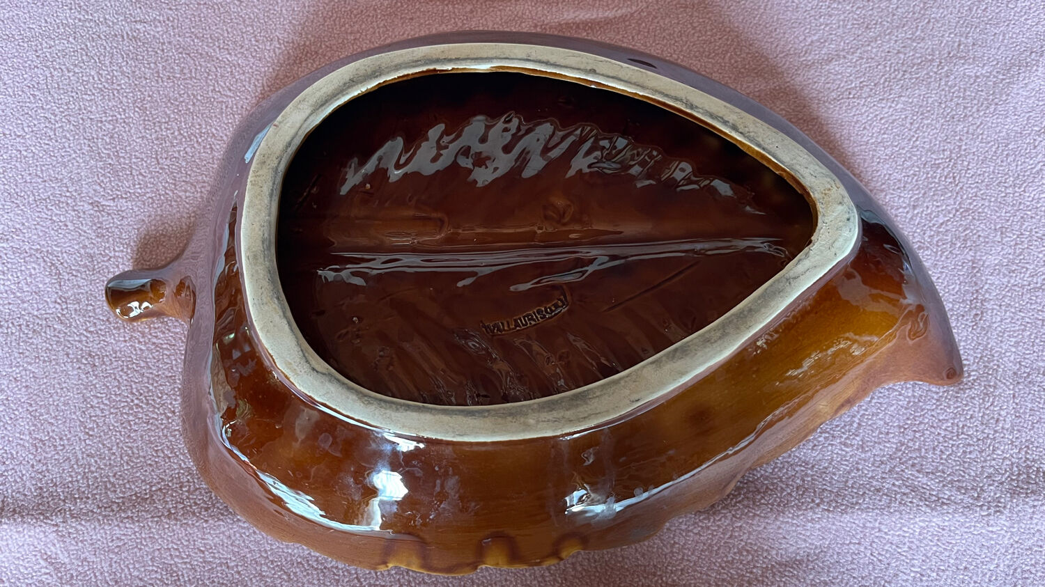 Vintage Vallauris leaf fruit bowl