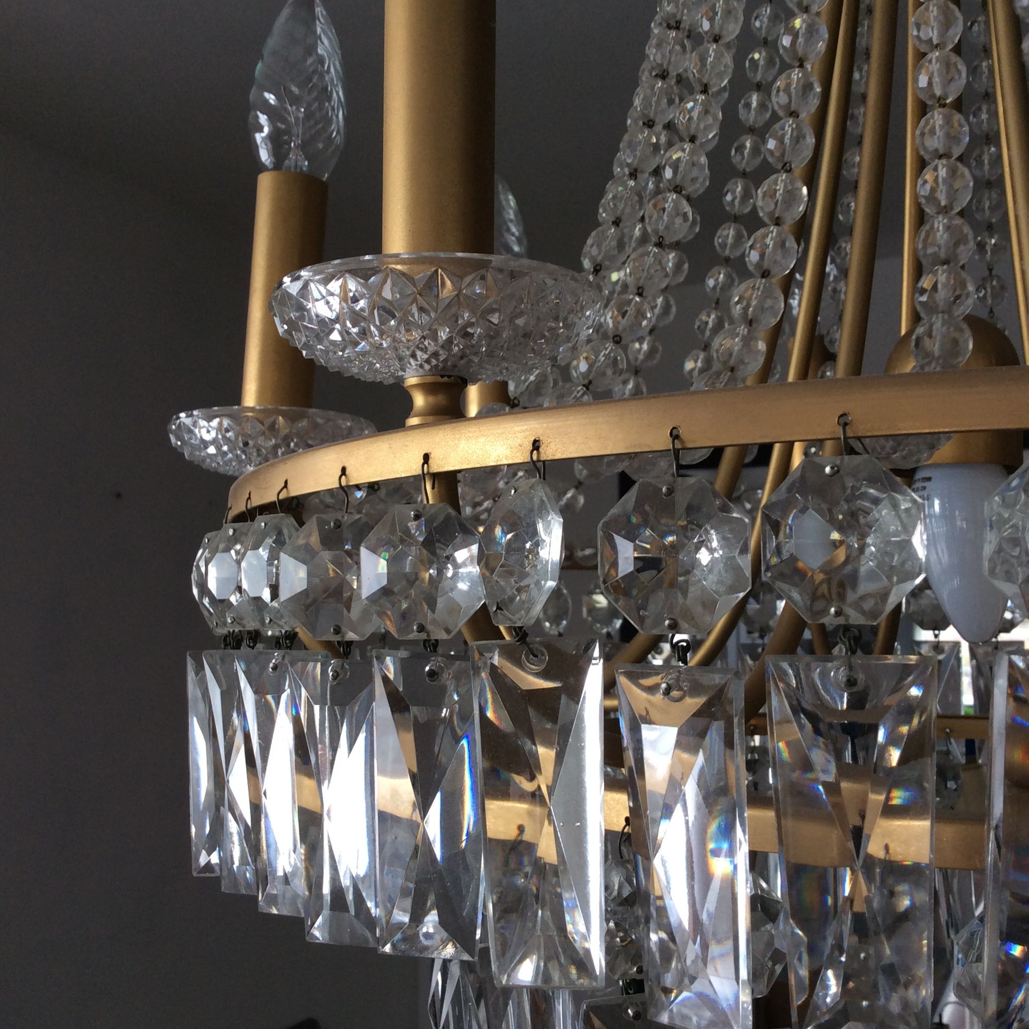 Chandelier crystal stamped balloon
