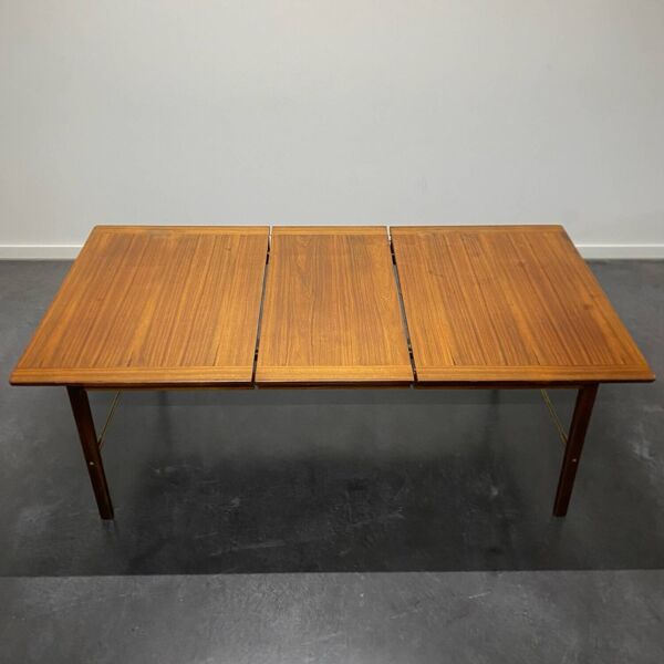 Table à manger en palissandre danemark années 1960 extensible mcm