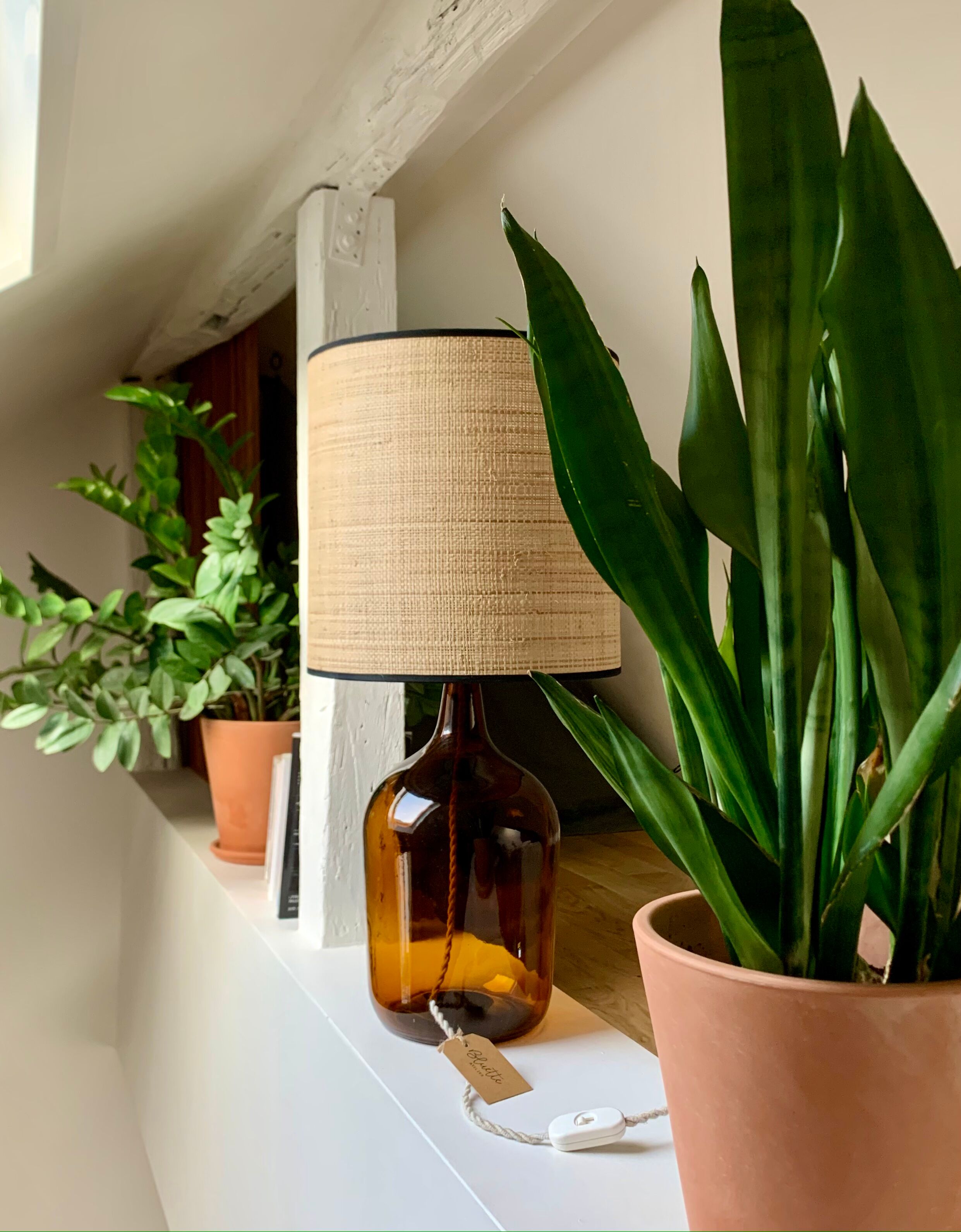 Lampe dame jeanne et rabane