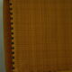 Pouf coffre vintage velours ocre et passementerie
