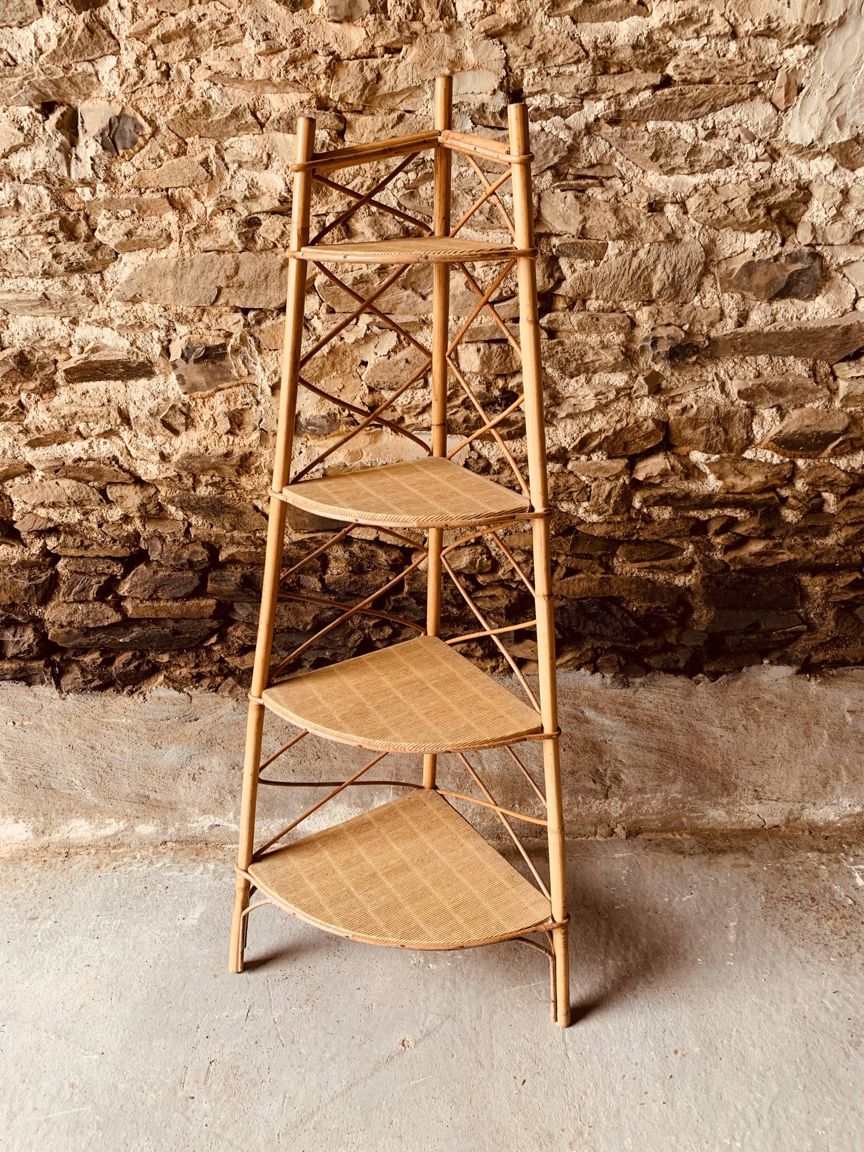 Rattan corner spreader - 4 levels