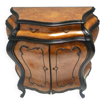 Armoire en hêtre noirci et racine de noyer avec plateau en verre, Brianza, Italie