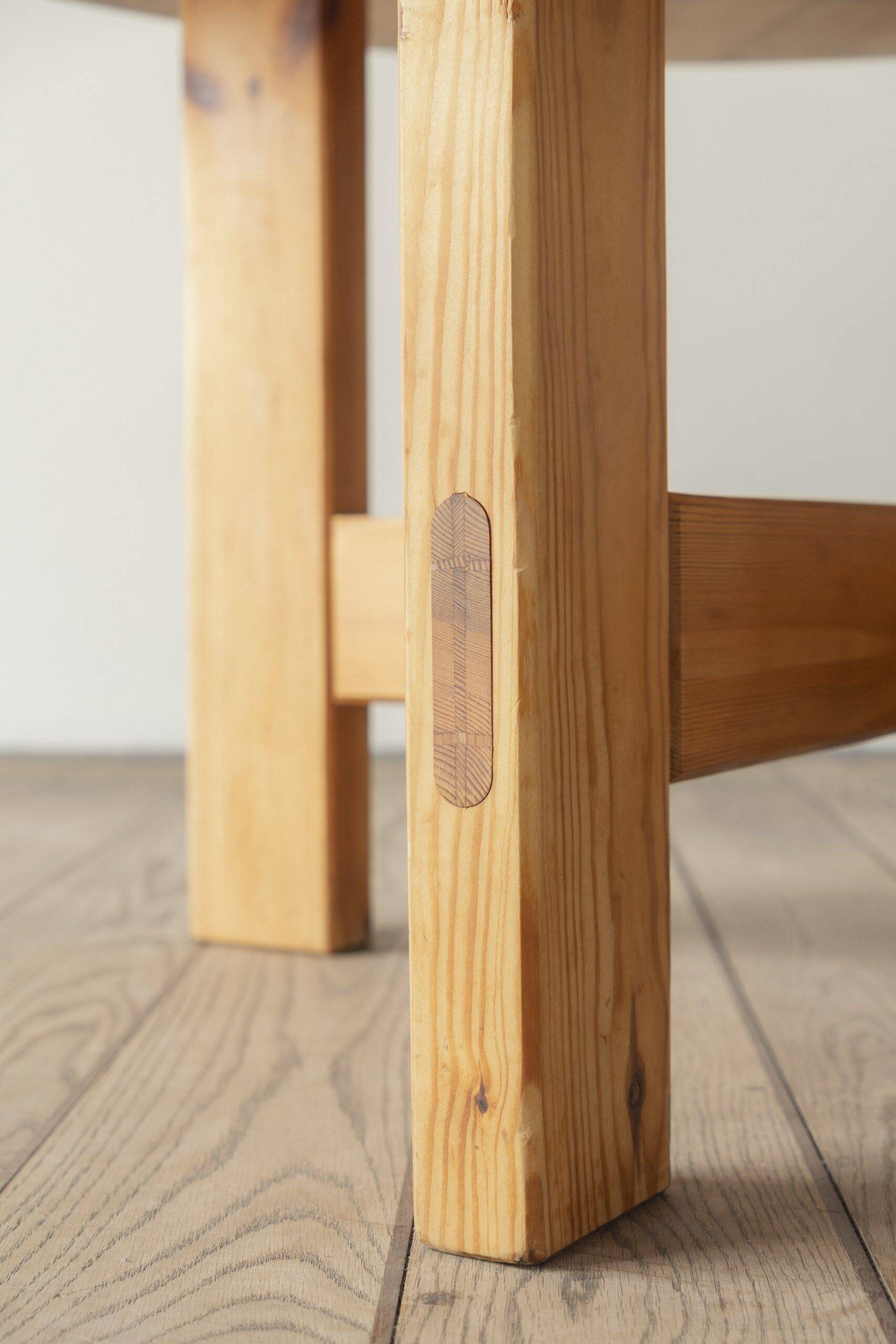 Roland Wilhelmsson, dining table